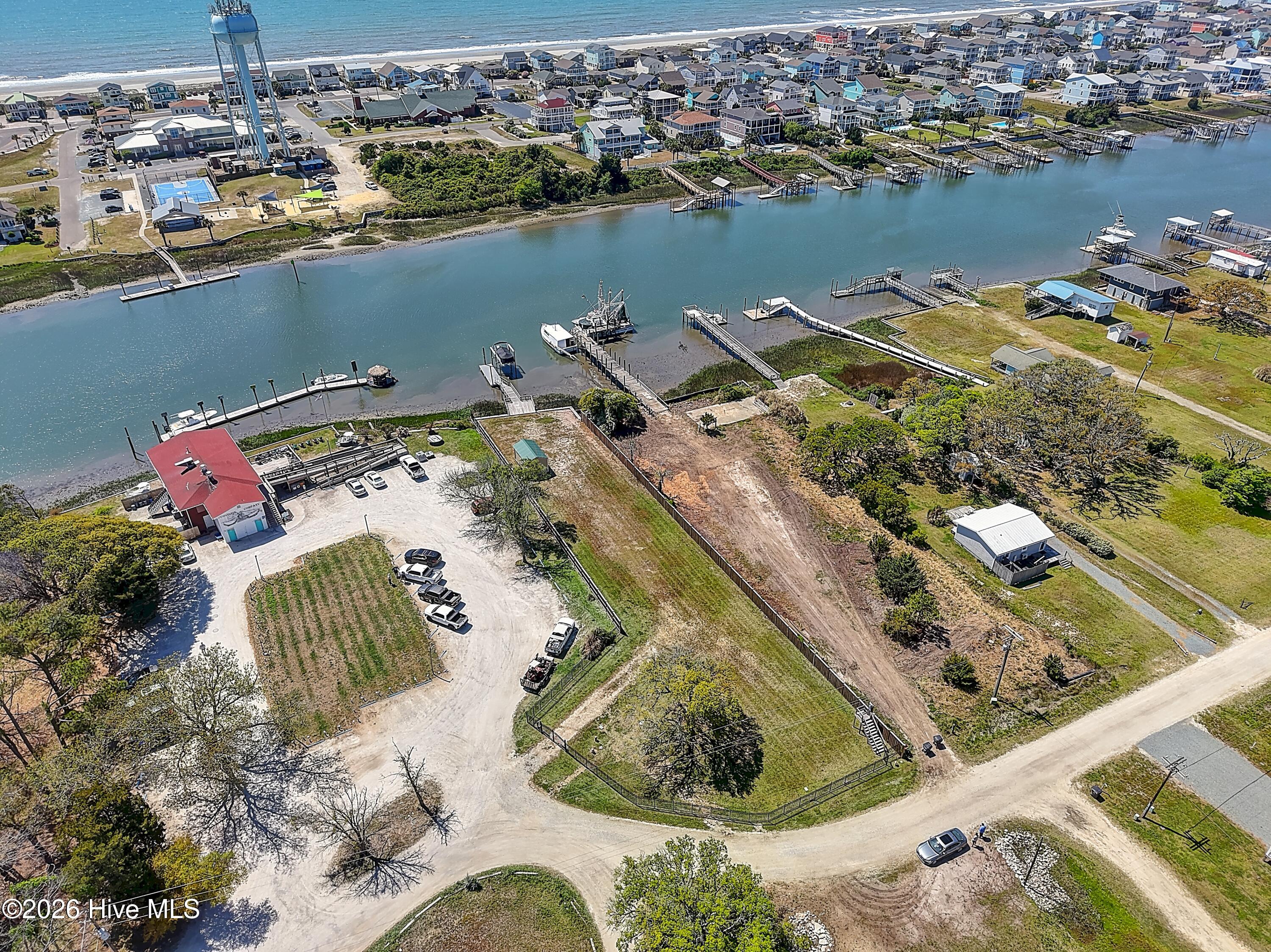 100567874 | Photo 22