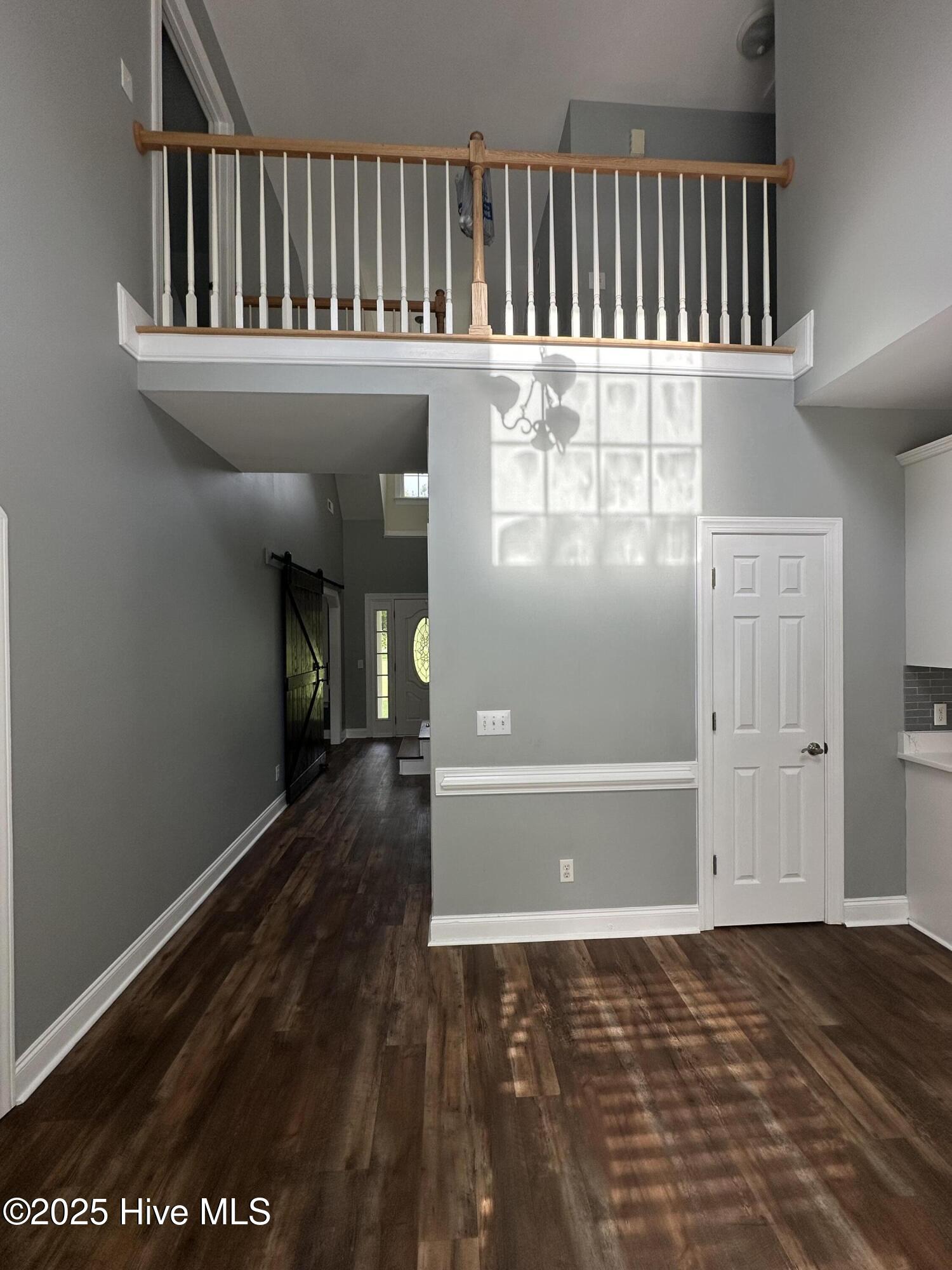 100524744 | Photo 12