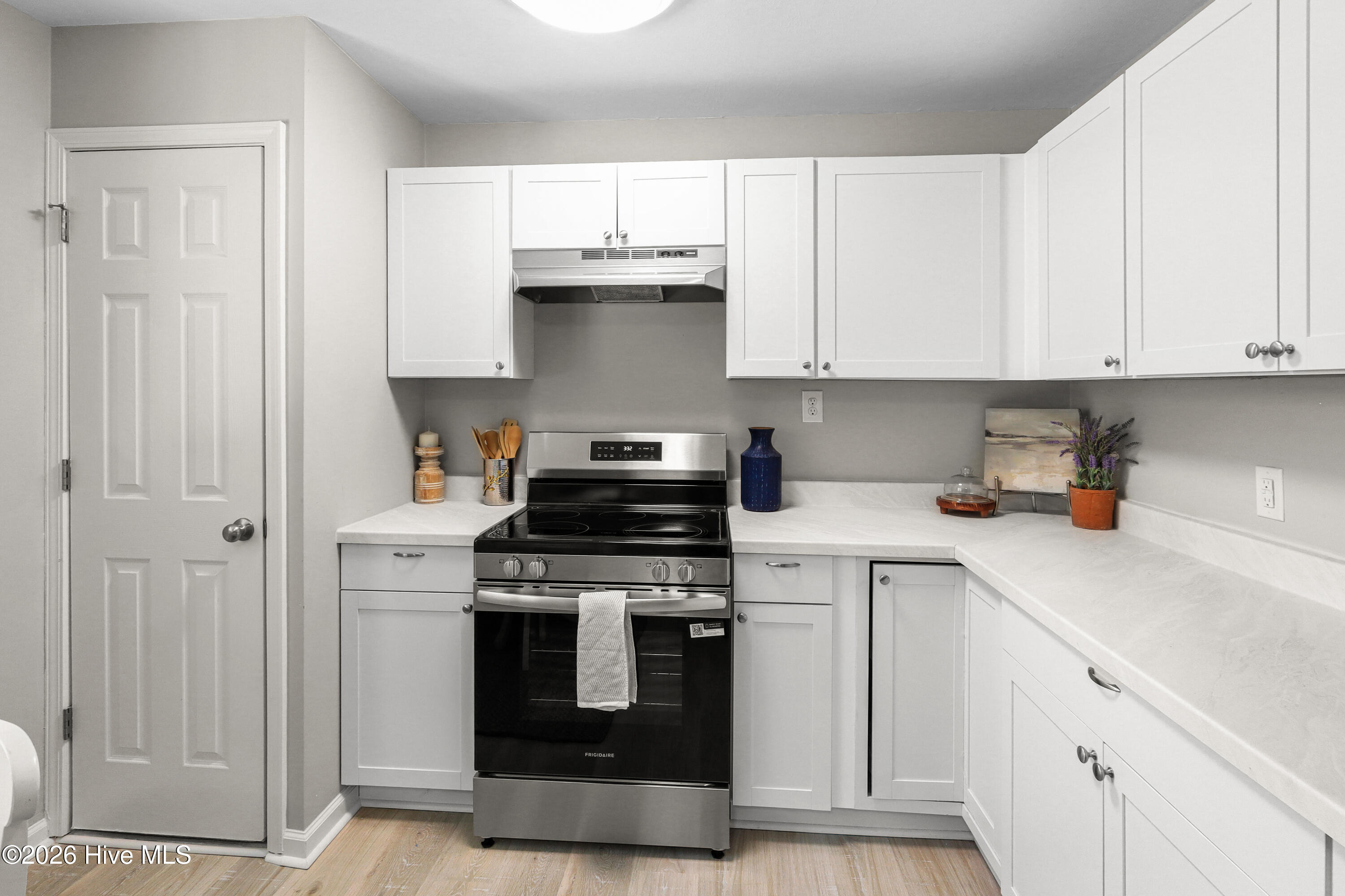 100553720 | Photo 29