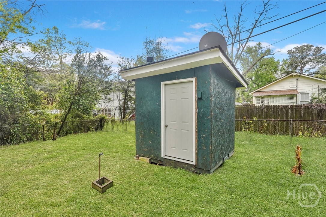 26th image of 1305 E 32nd St, Savannah, GA 31404 | MLS# SA362636