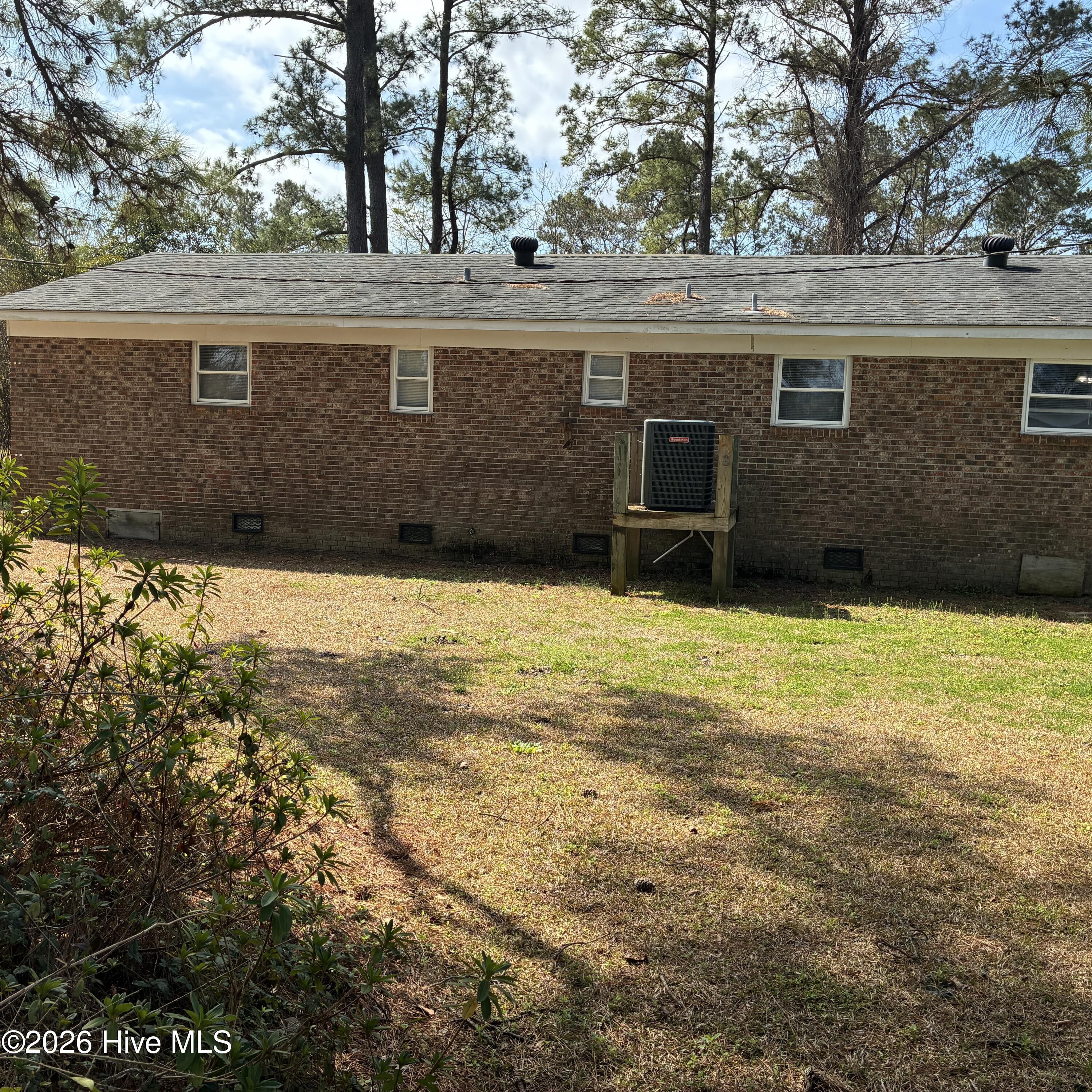 100560744 | Photo 40