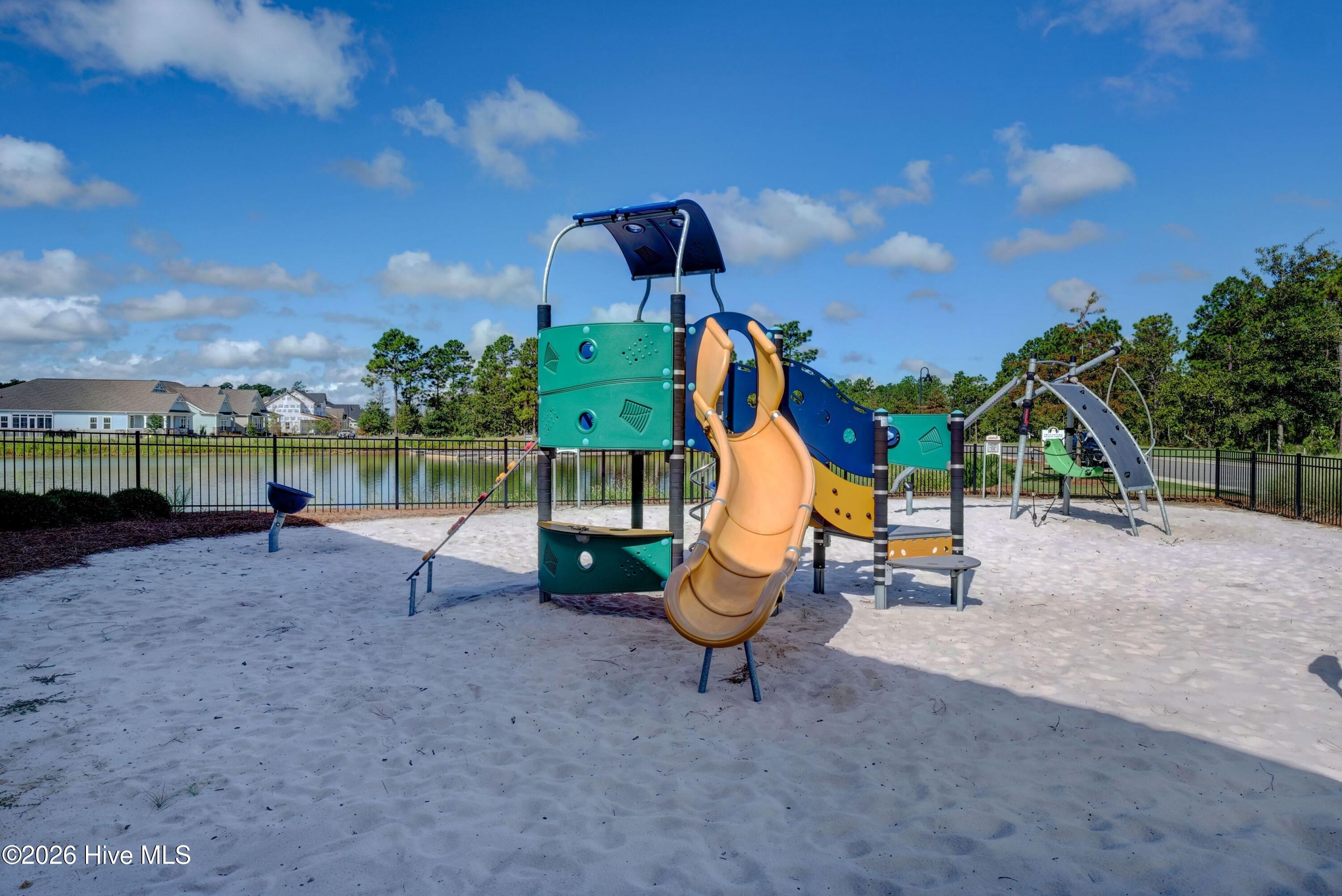 100552147 | Photo 32