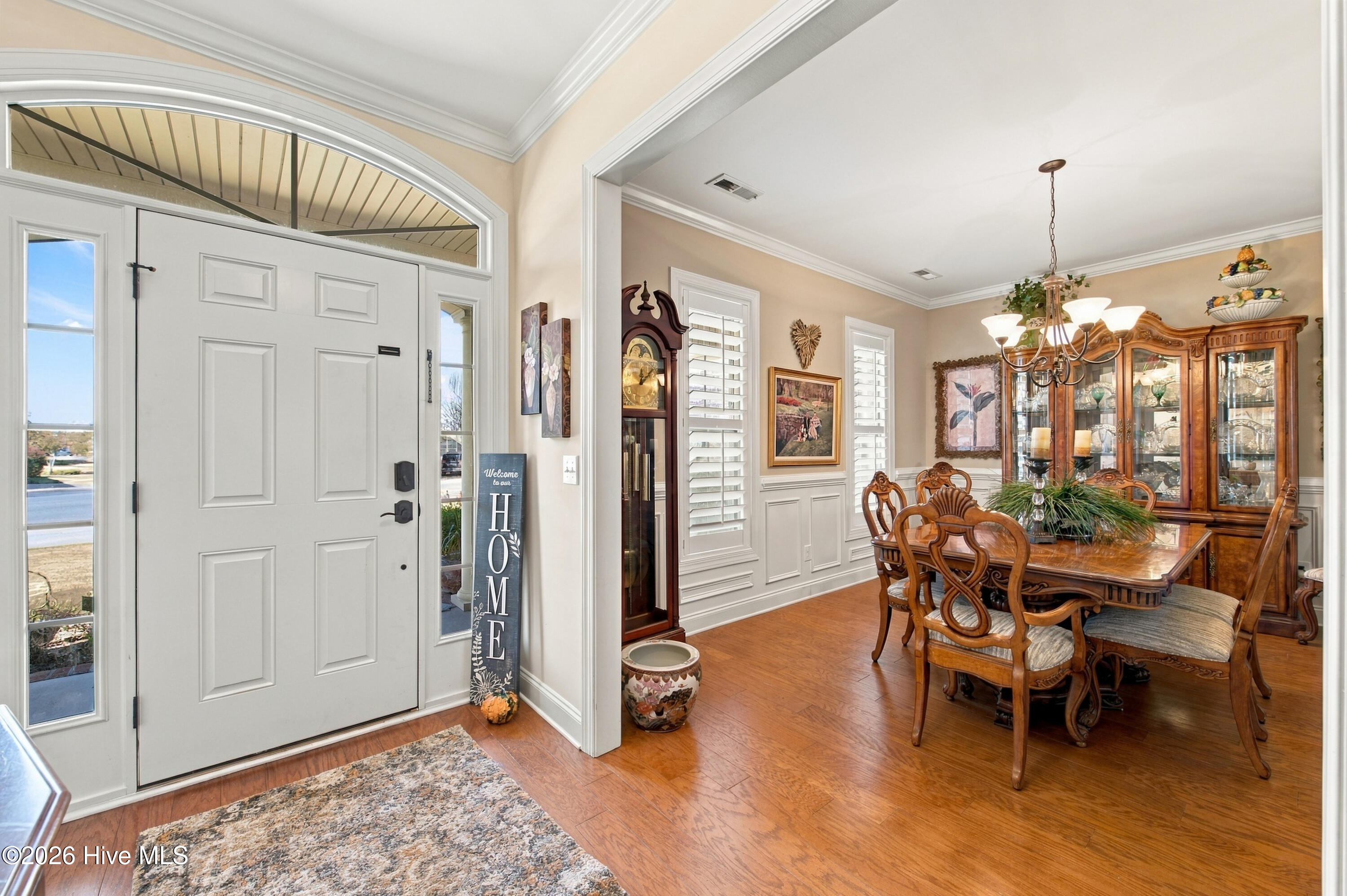 963 Woodwind Drive — listing photograph 5
