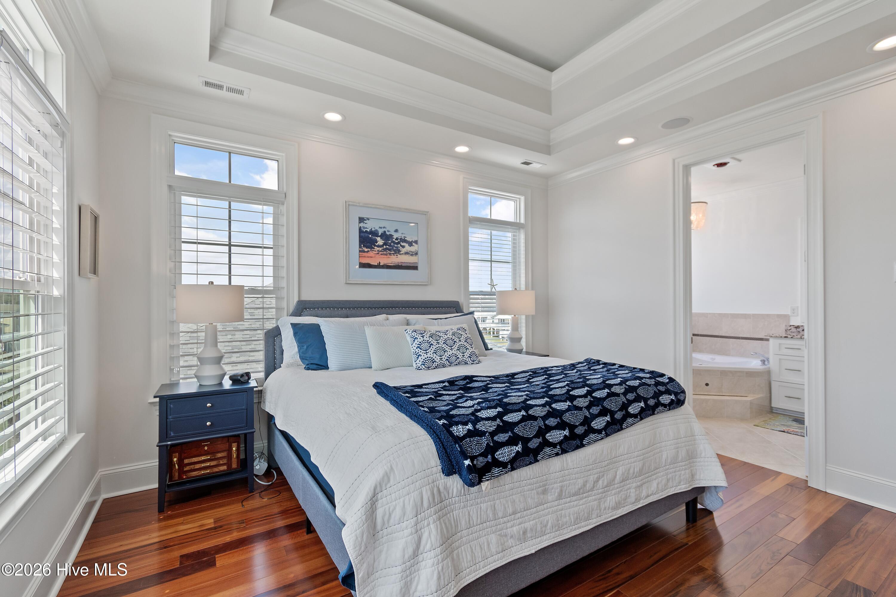 100562772 | Photo 41