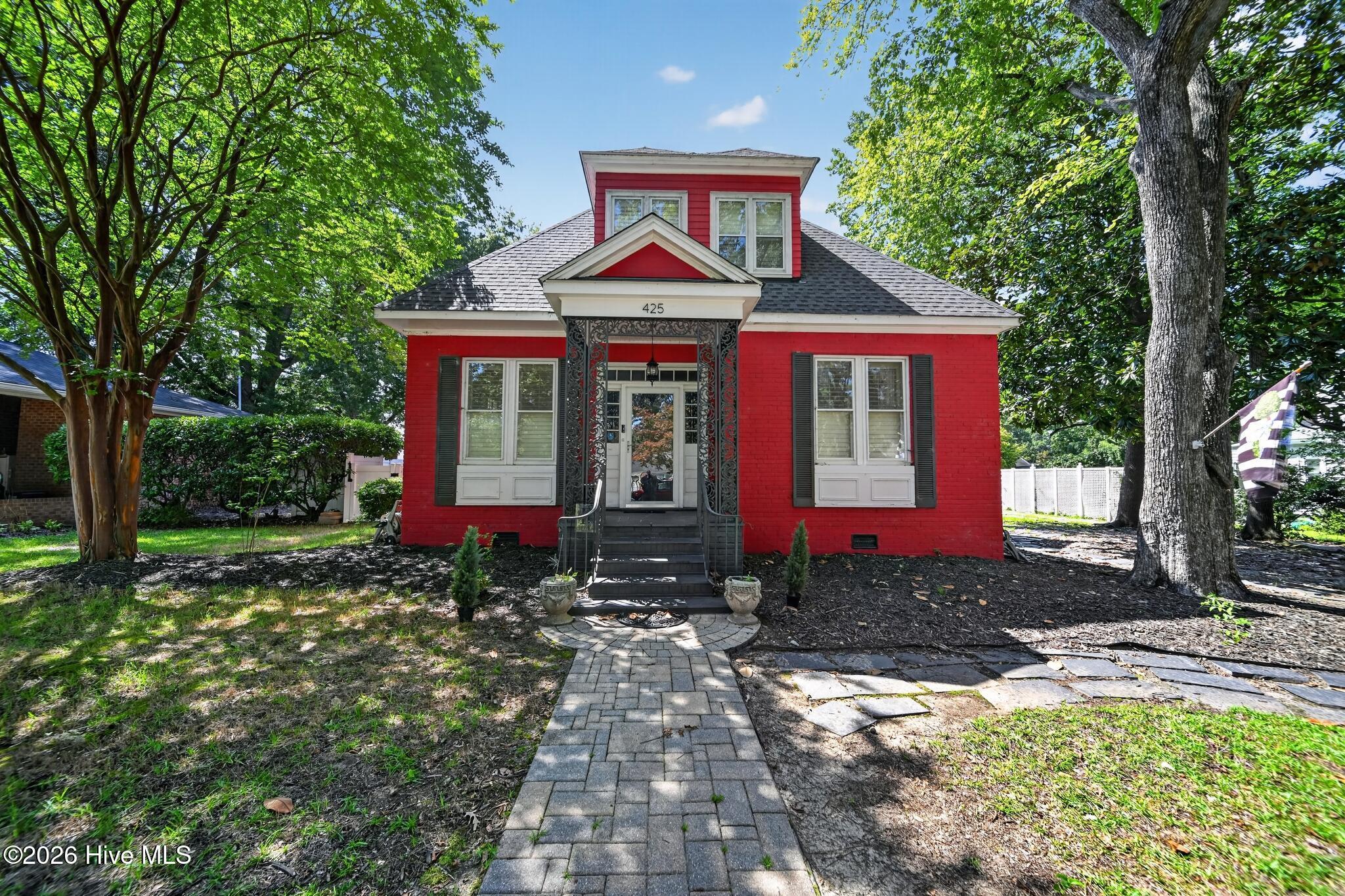 1st image of 425 Roanoke Ave, Roanoke Rapids, NC 27870 | MLS# 100593466