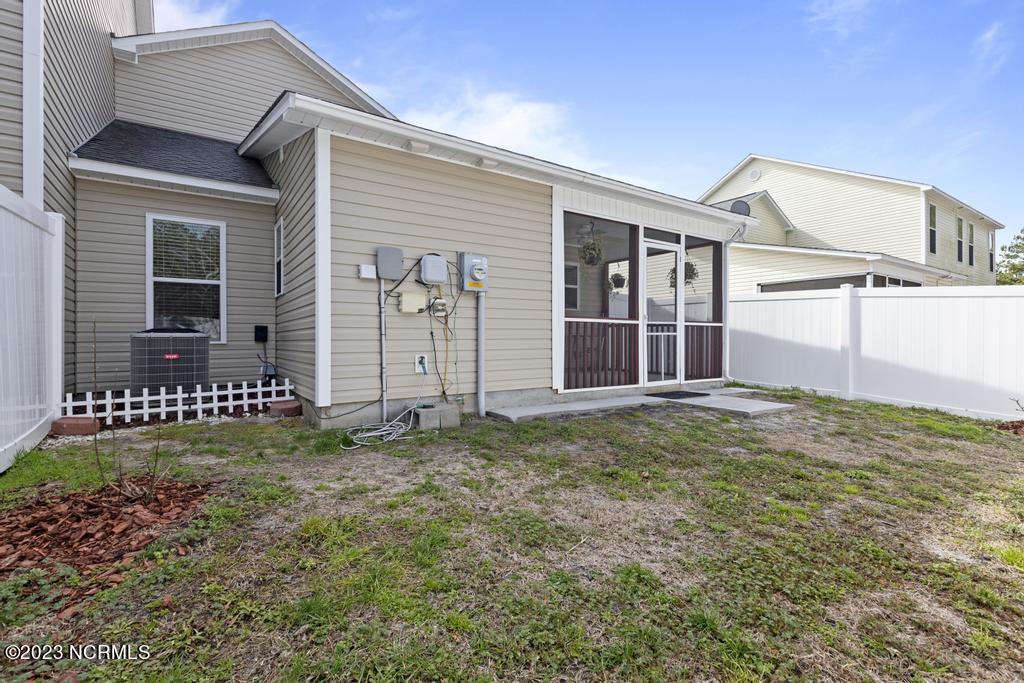 100557741 | Photo 20