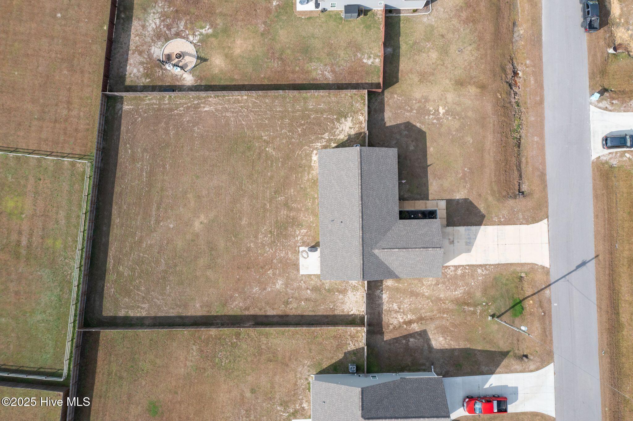 100543610 | Photo 43