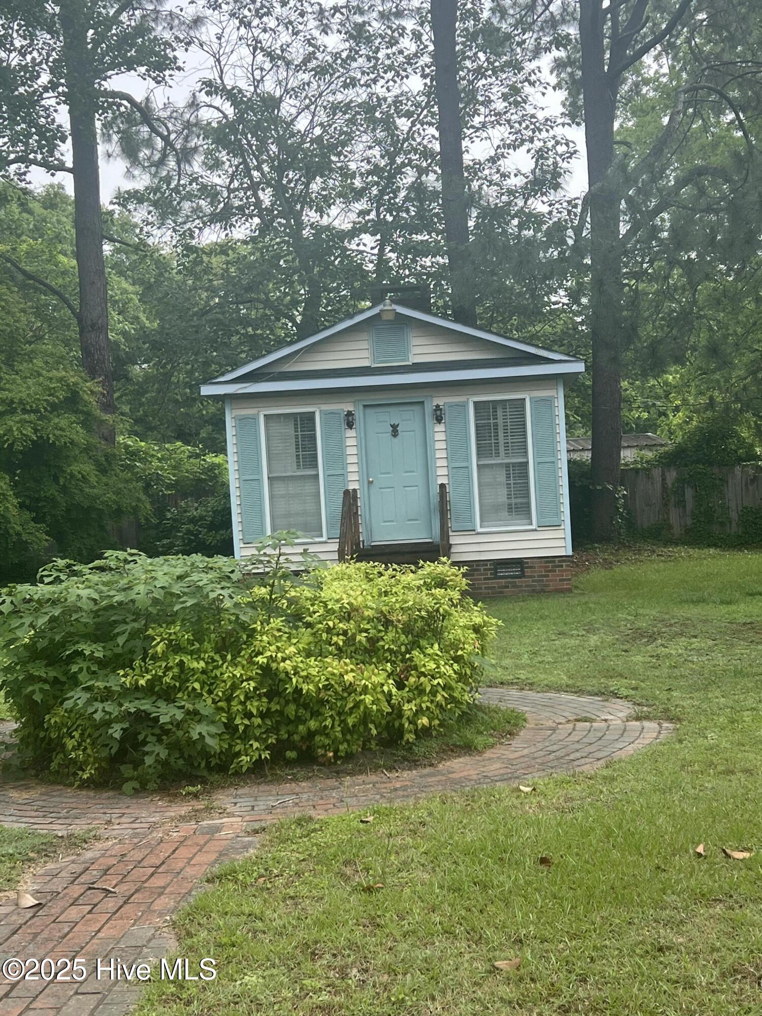 105 S Front Street
