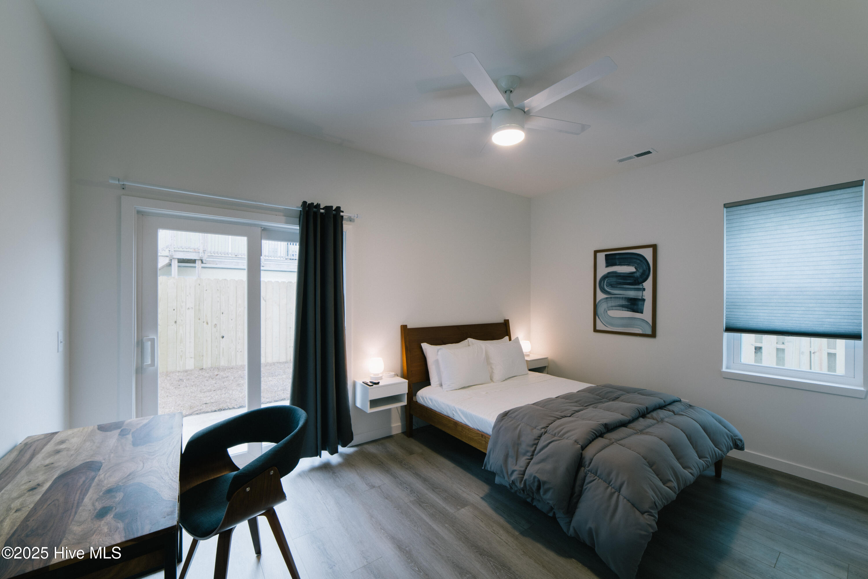 100541058 | Photo 14