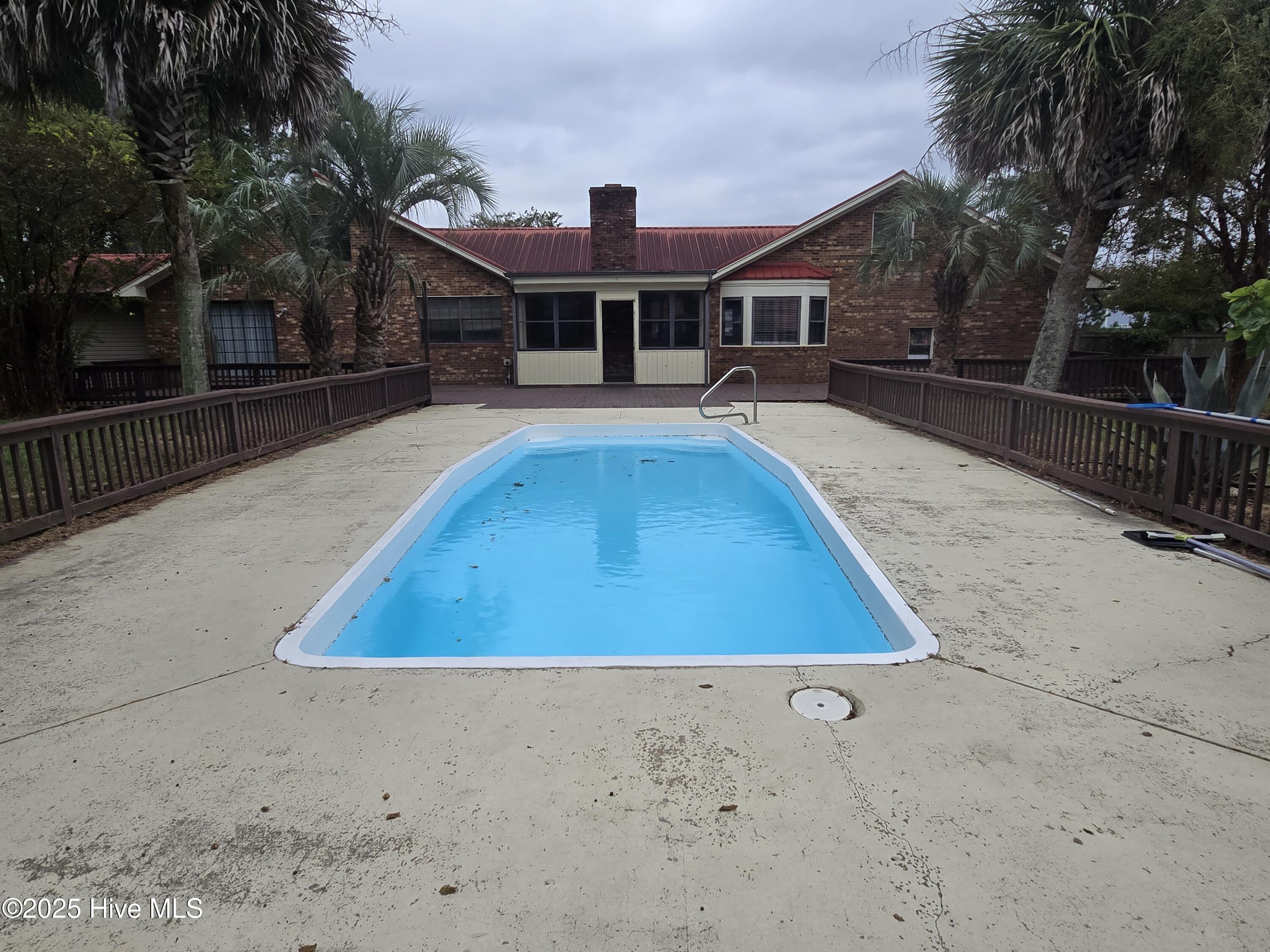 100527470 | Photo 34