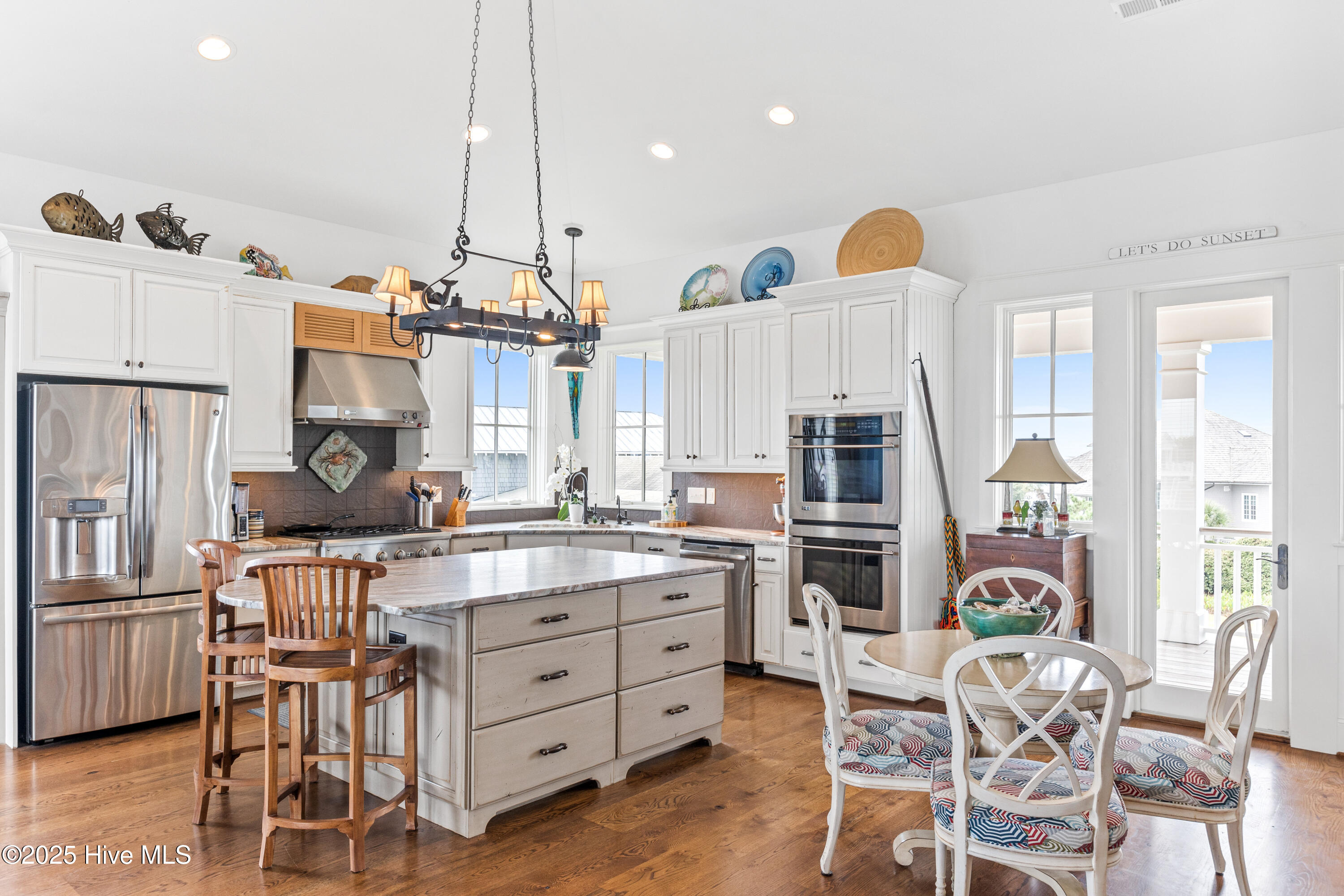 100531006 | Photo 15