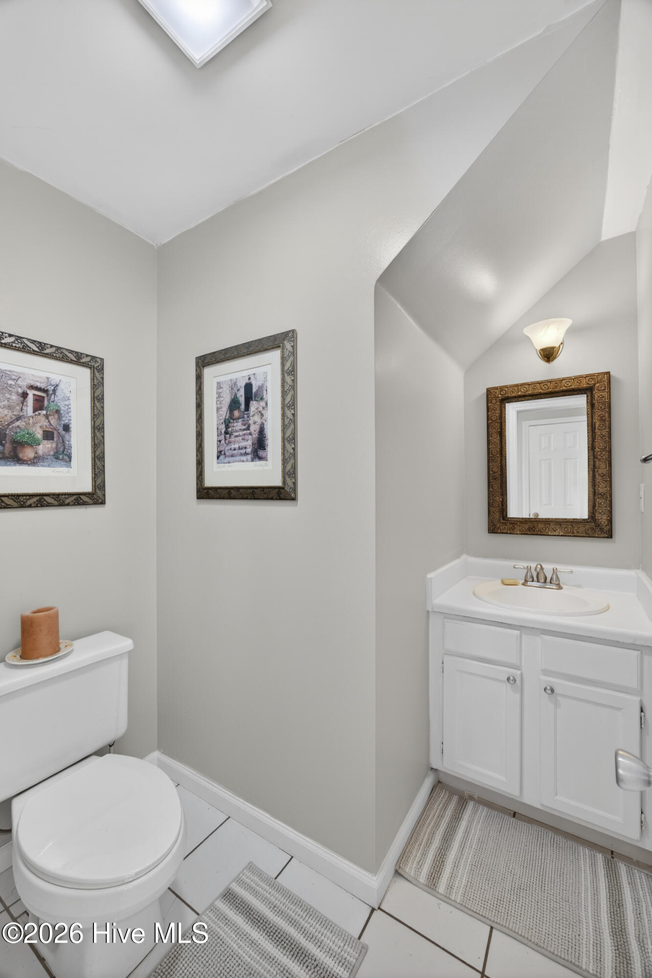 100550573 | Photo 20