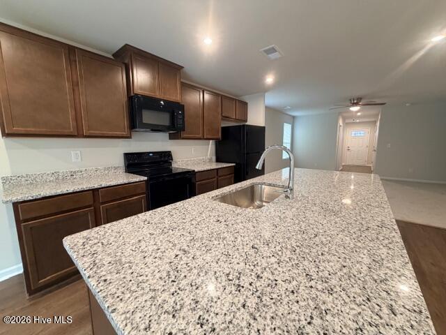 100561123 | Photo 27