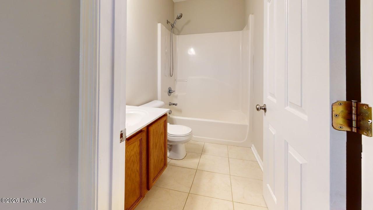 100564739 | Photo 32