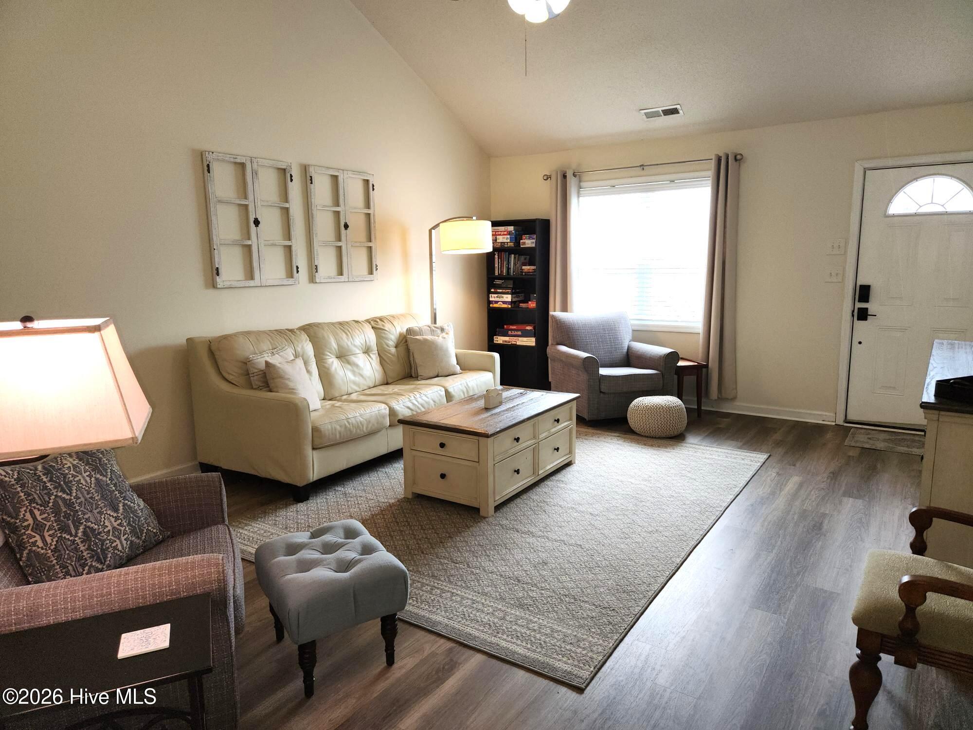 122 Jessie Circle,Hubert