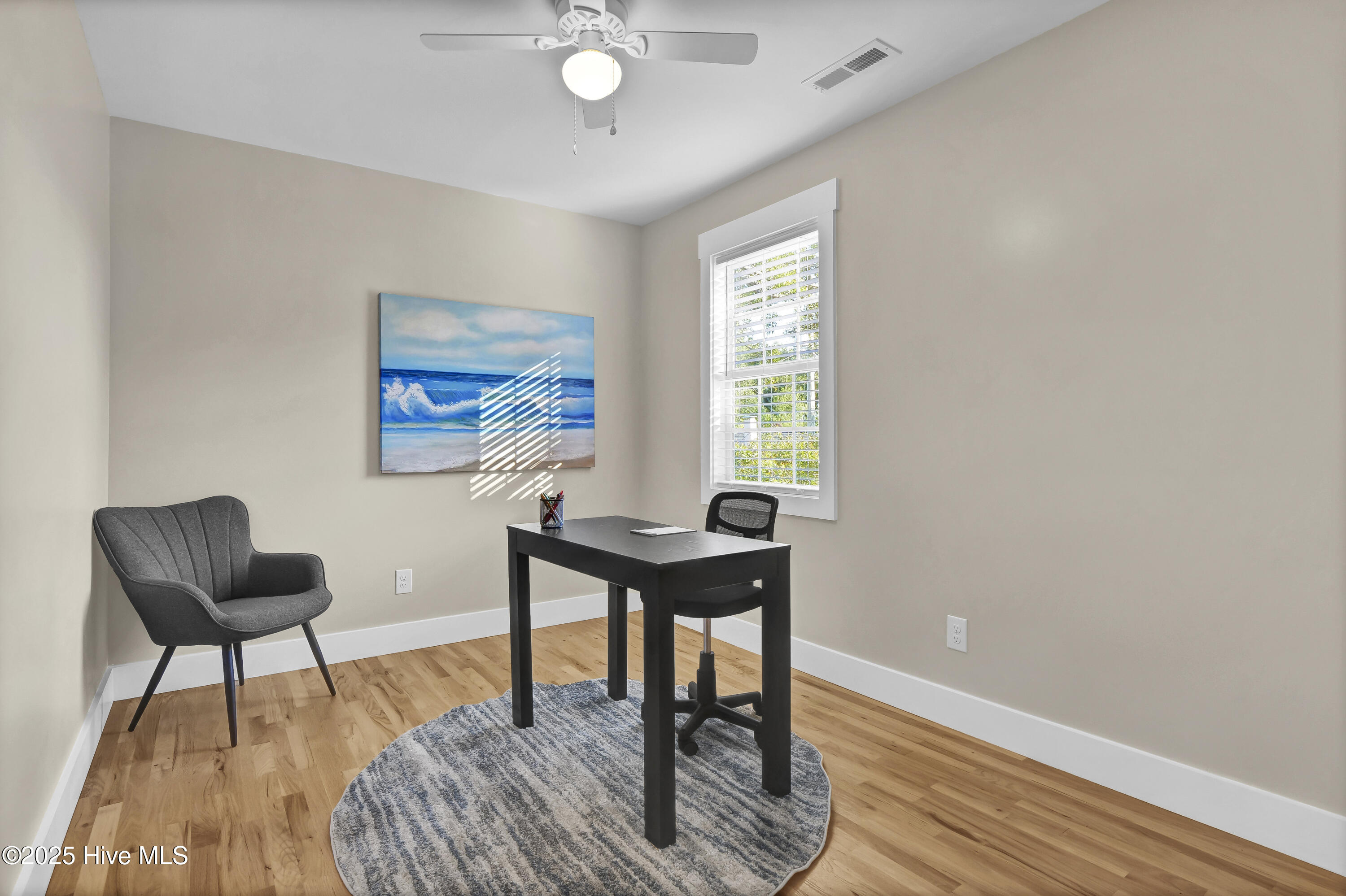 100539058 | Photo 38