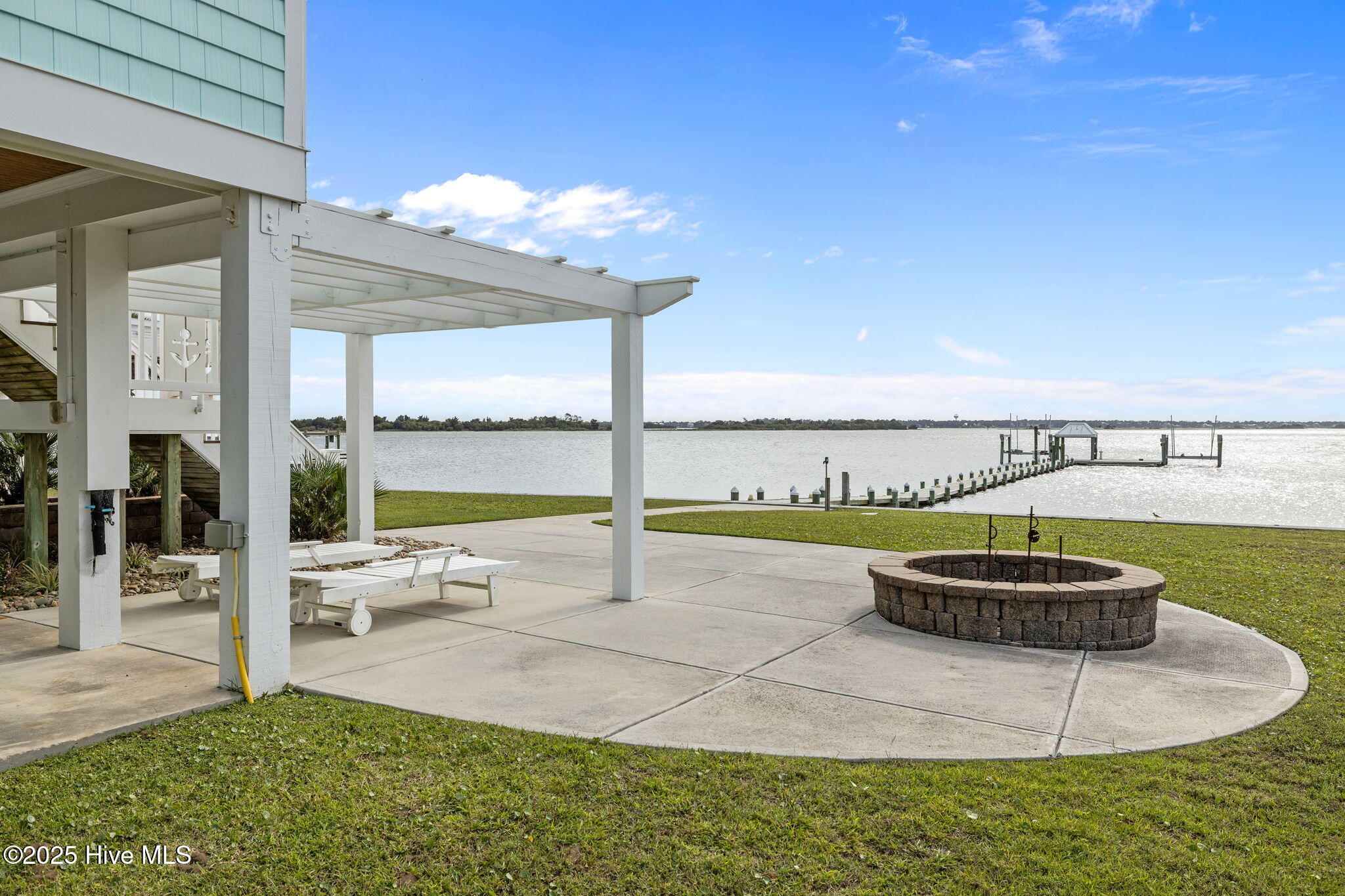 389 Live Oak Road, Newport, NC, 28570