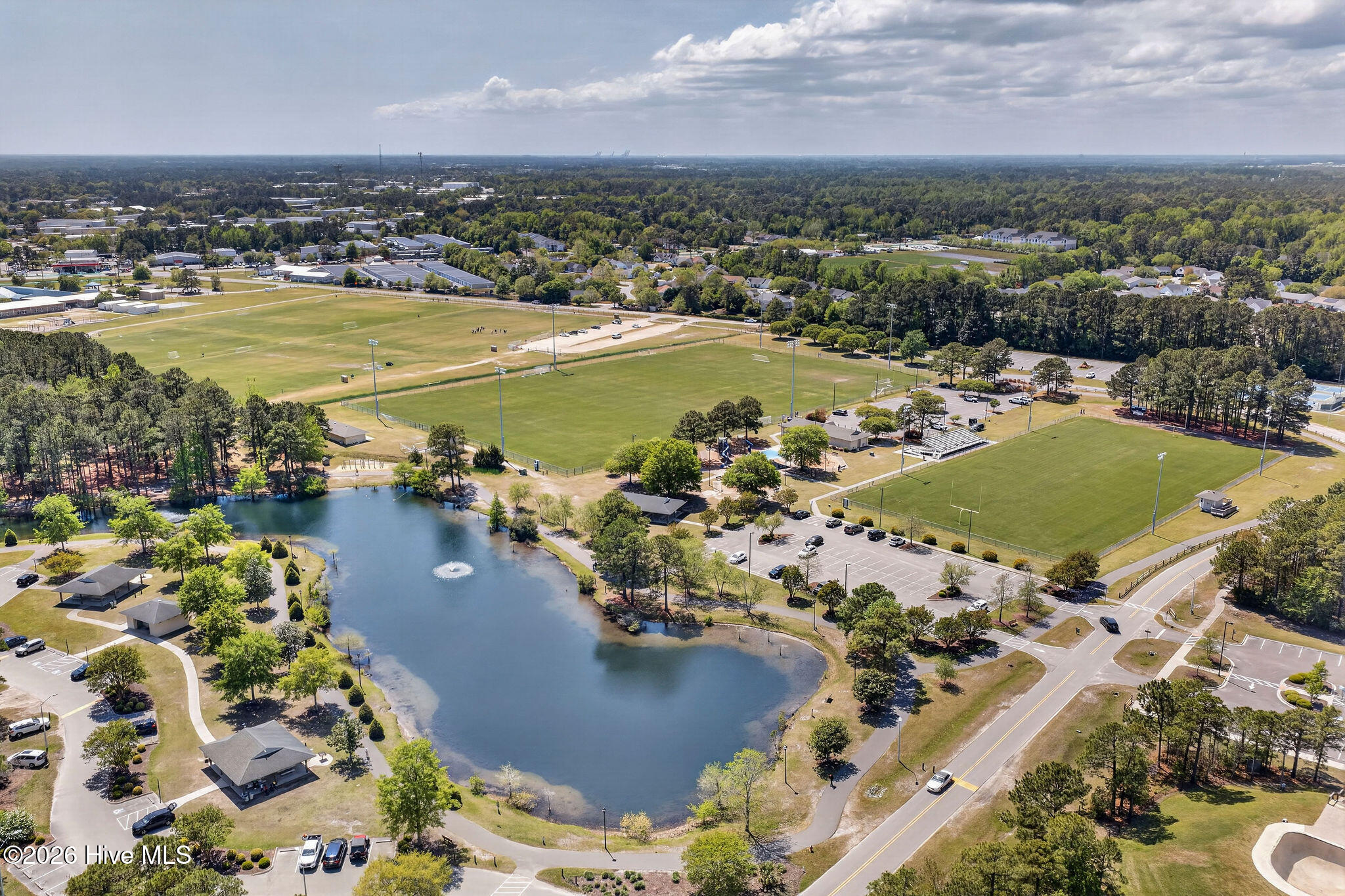 100566327 | Photo 43