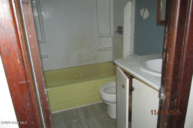 100540833 | Photo 13