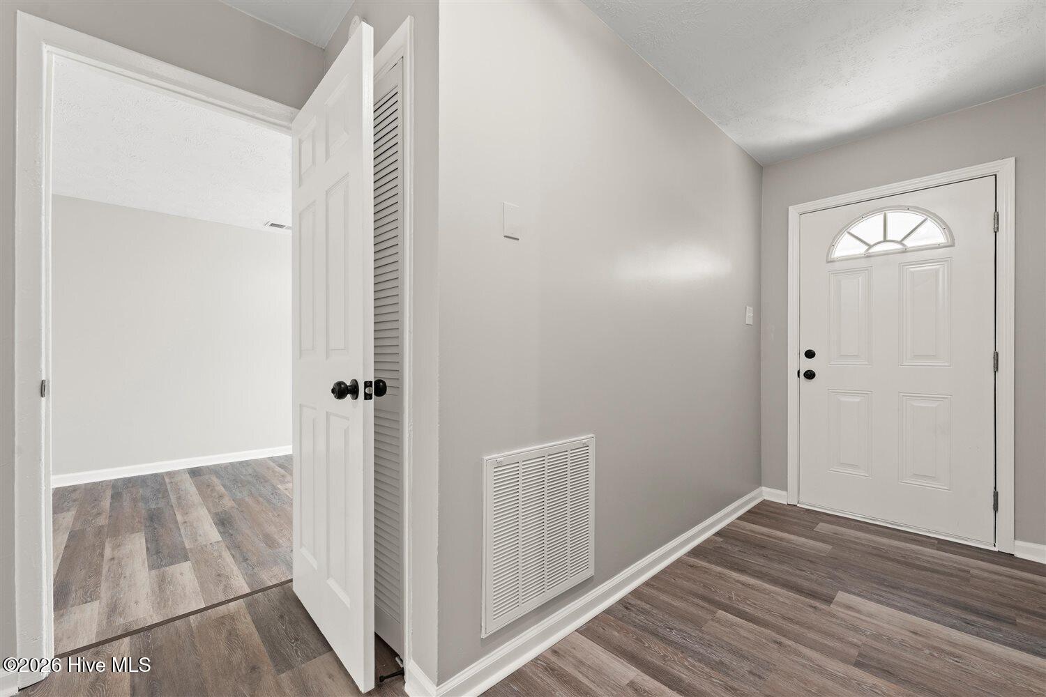04-3605 Cameron Dr 04