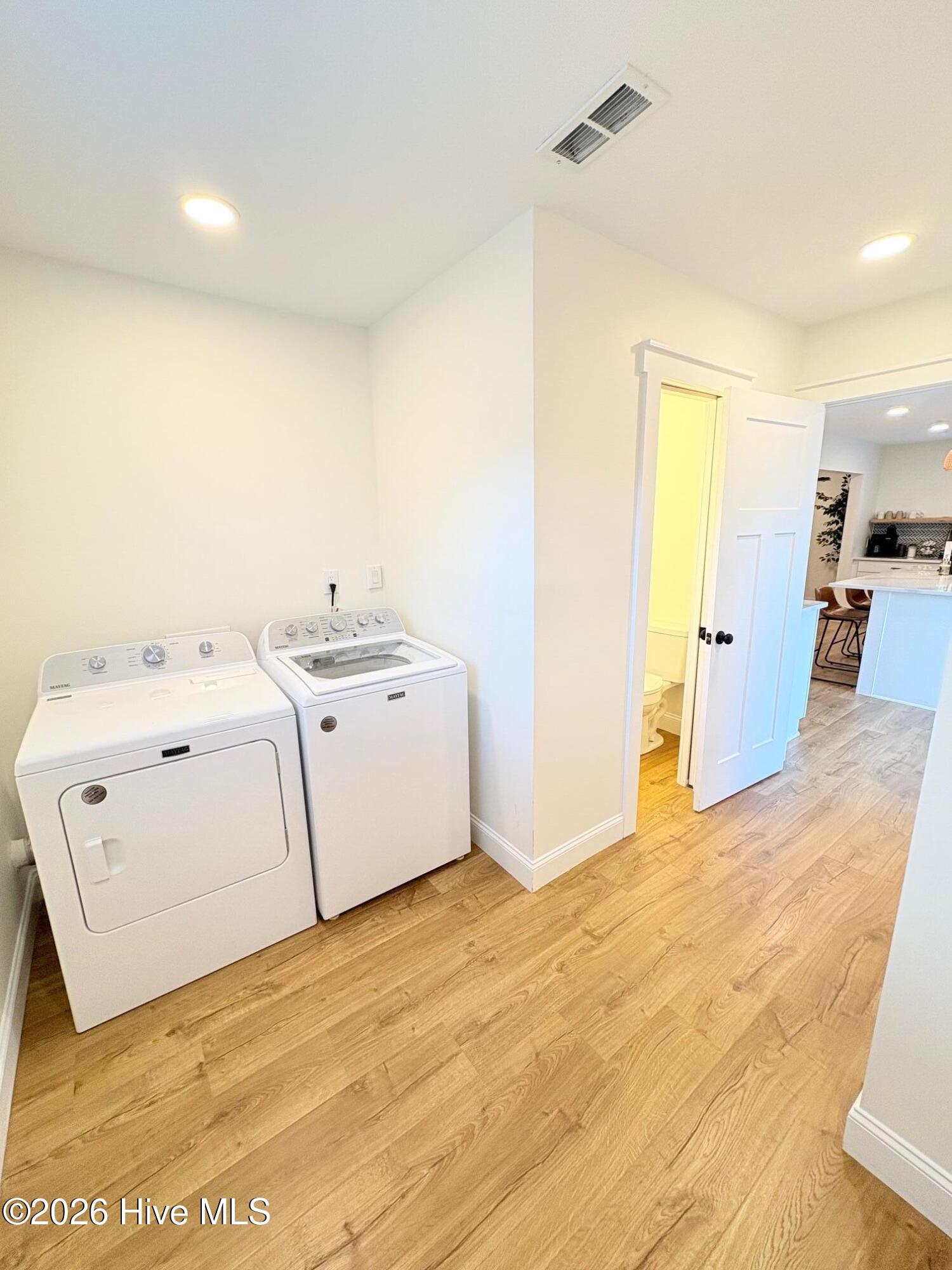 100559102 | Photo 26