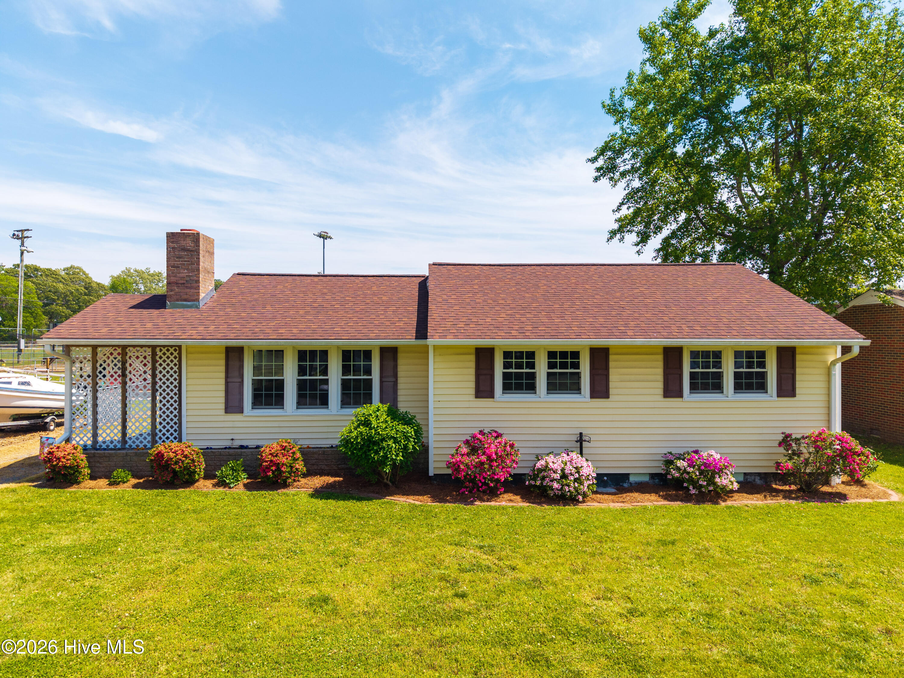 1221 Crescent Drive, Elizabeth City, NC, 27909