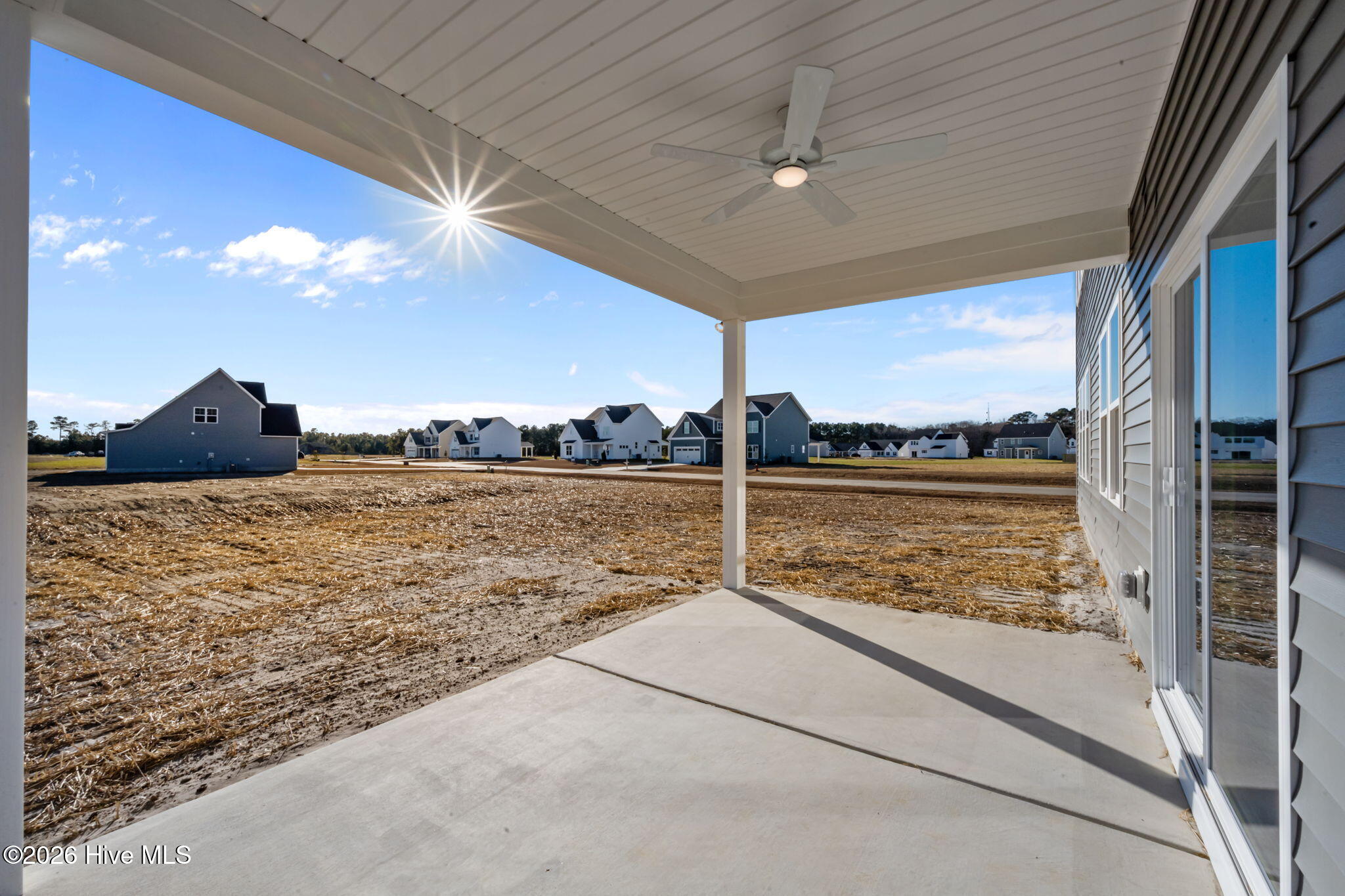 100566681 | Photo 11