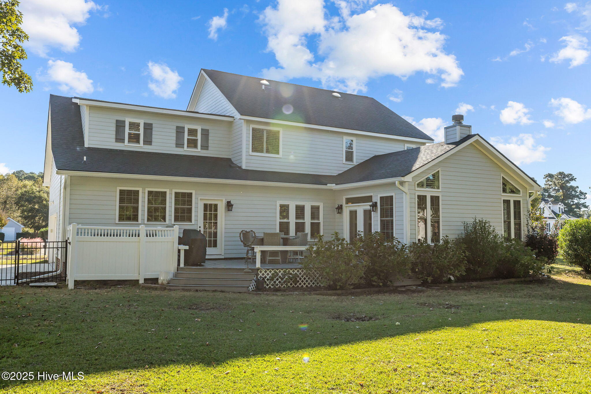 Homes for sale in Morehead City, NC | 1801 Clubhouse Dr, Morehead City, NC 28557 | MLS# 100535652