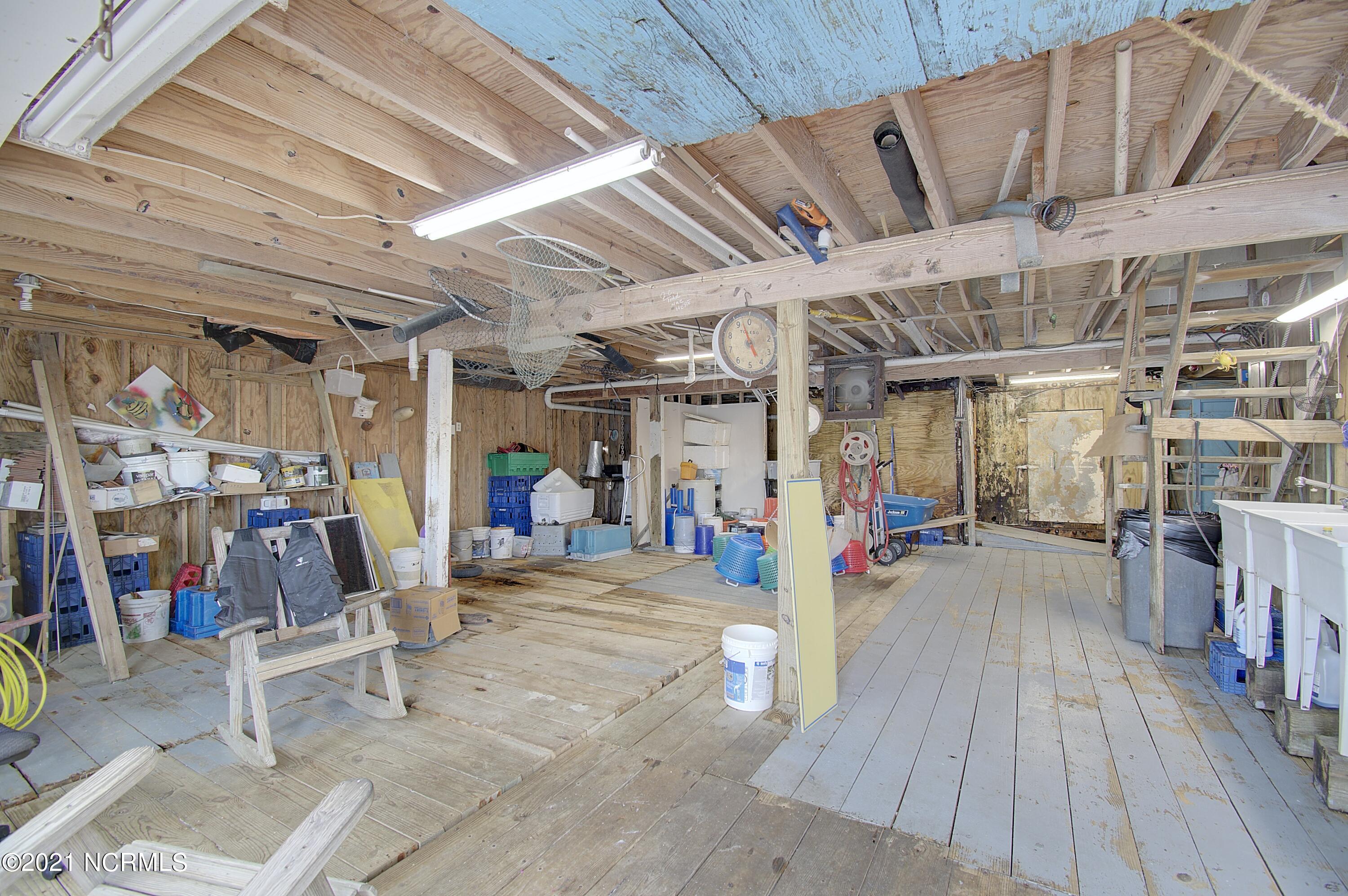 100502162 | Photo 125