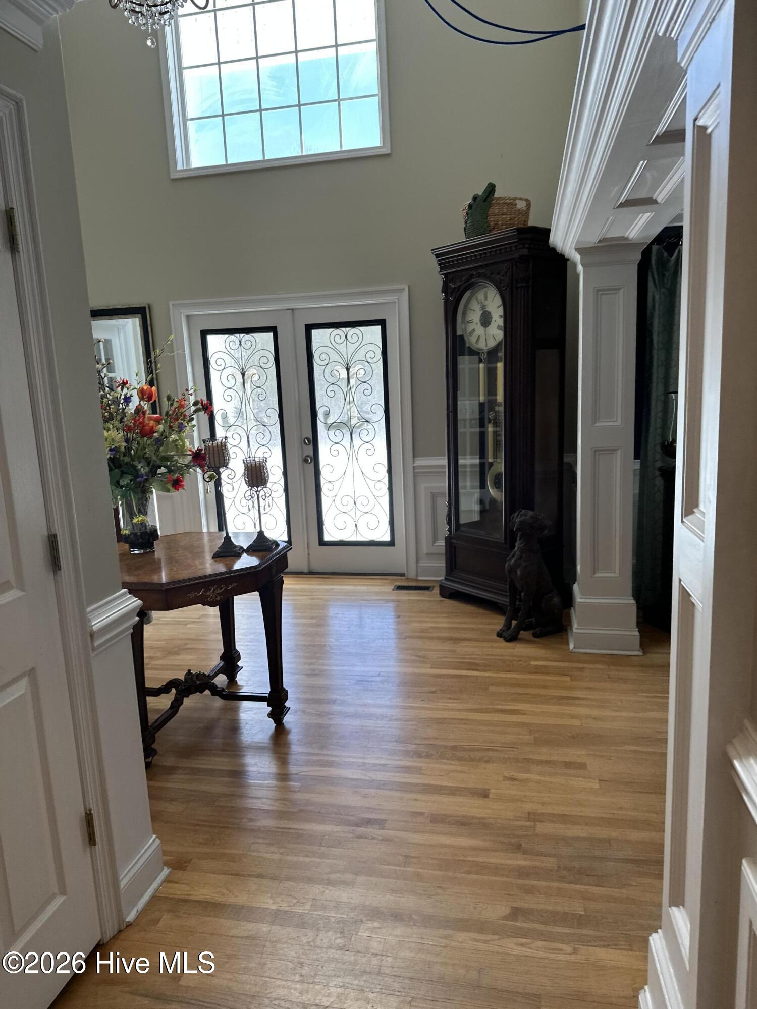 100552030 | Photo 14