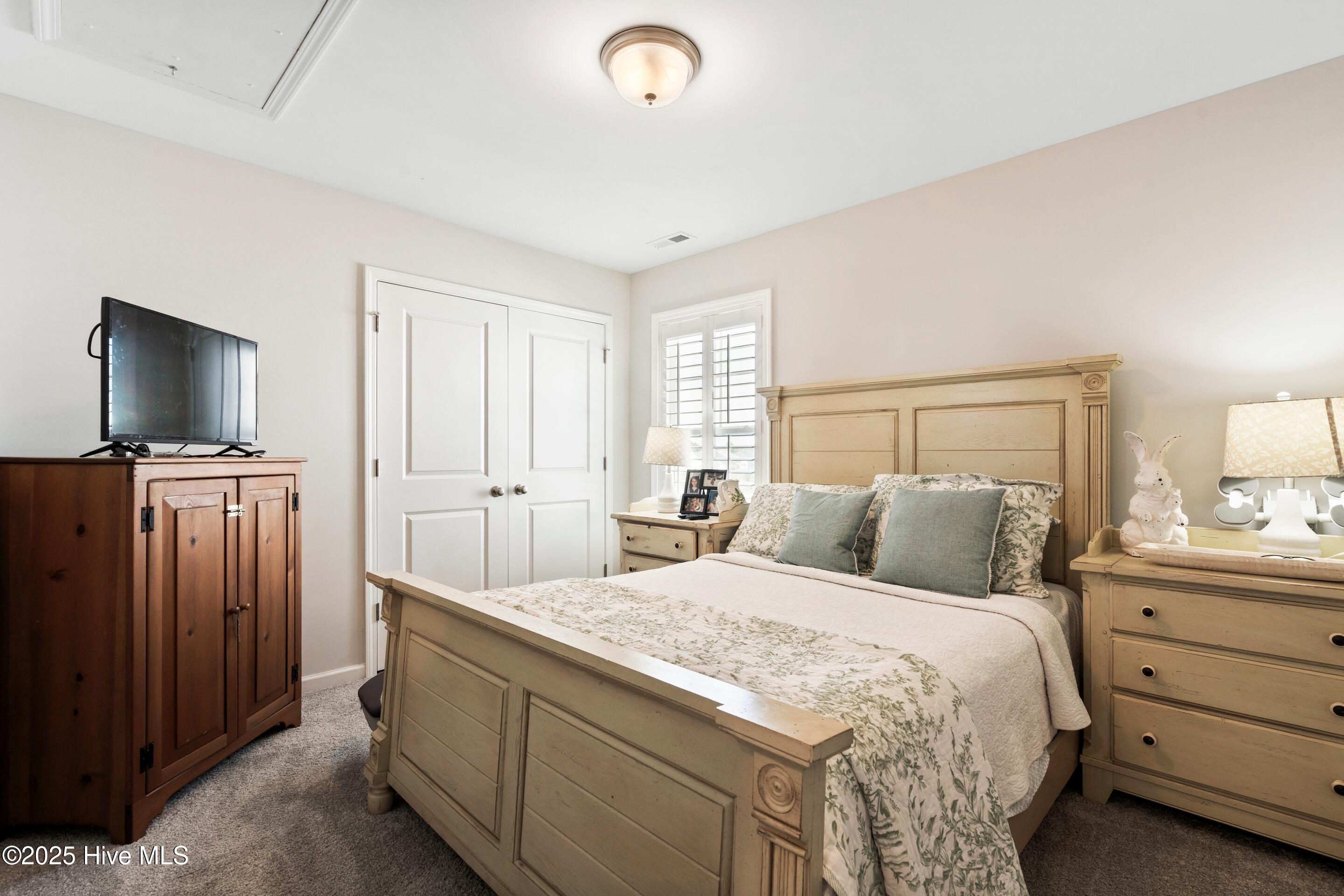 100527071 | Photo 22