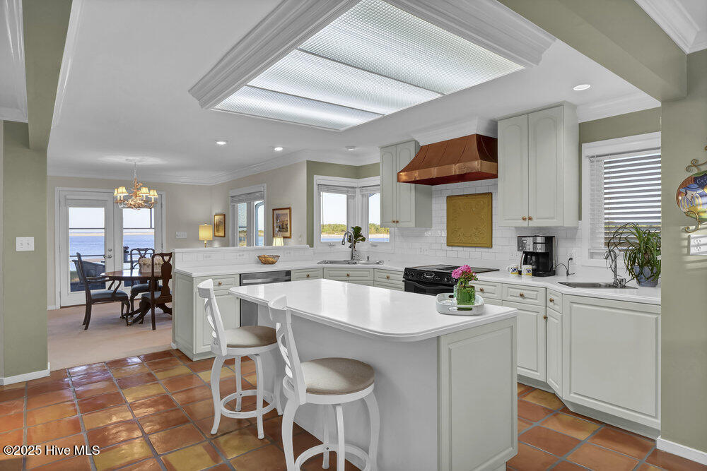 100511026 | Photo 16