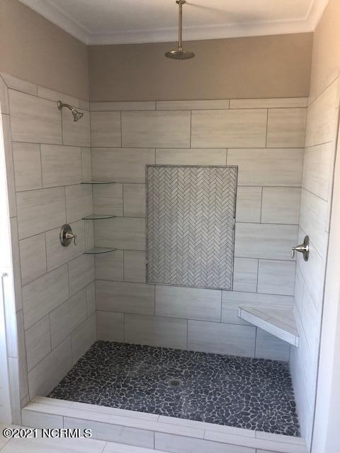 117 windjammer new shower pic