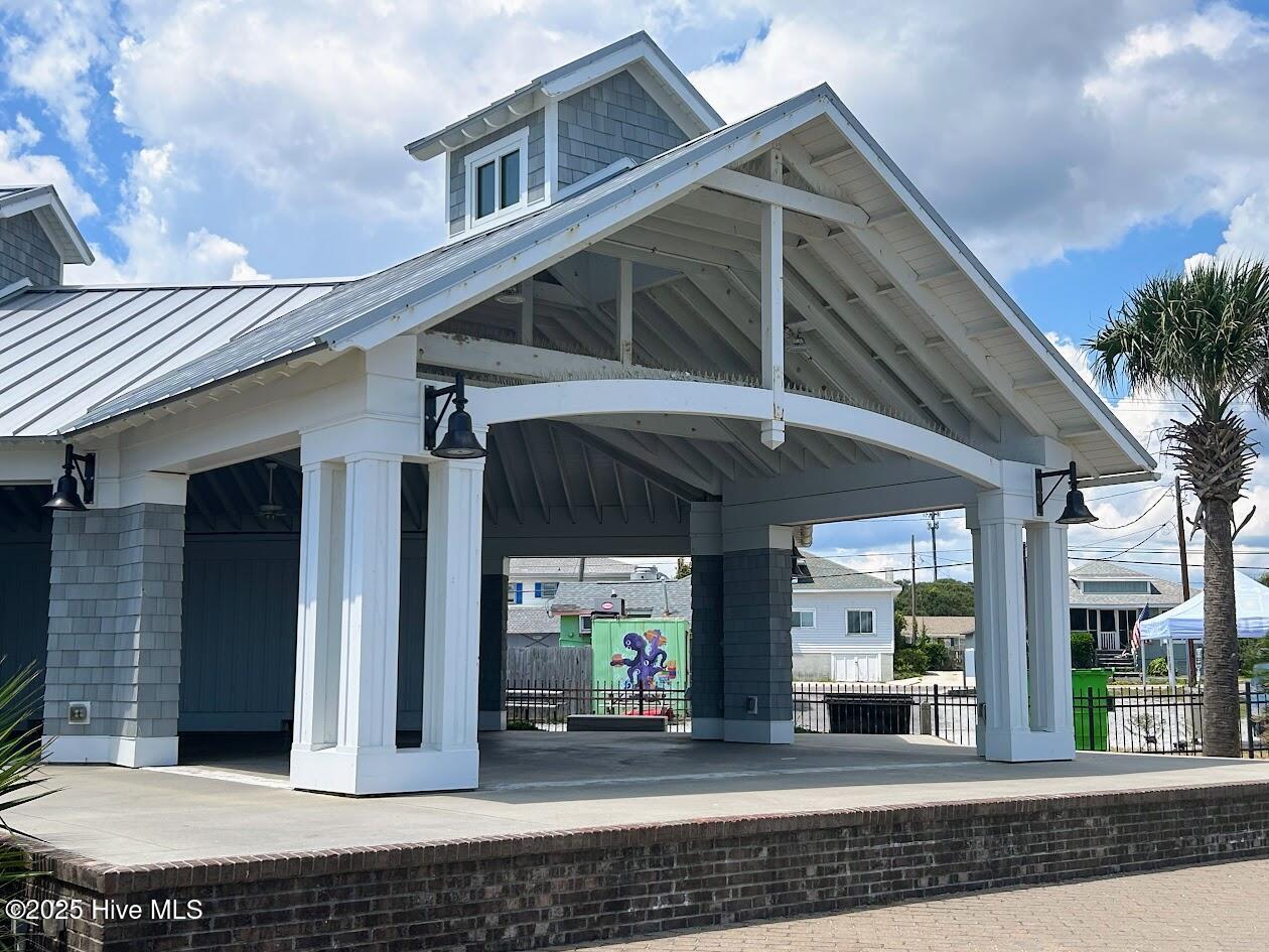 100527040 | Photo 48