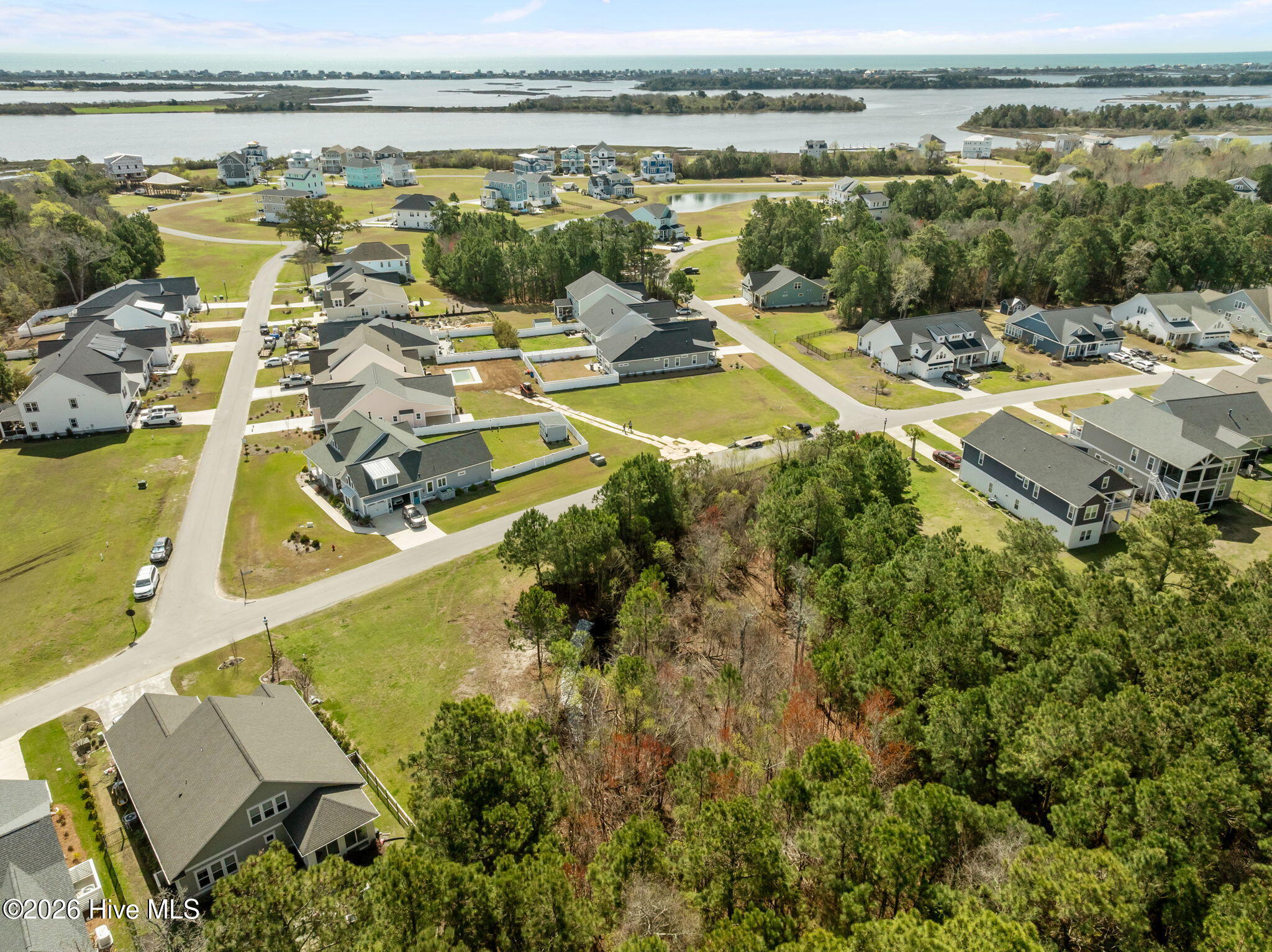 100561510 | Photo 14