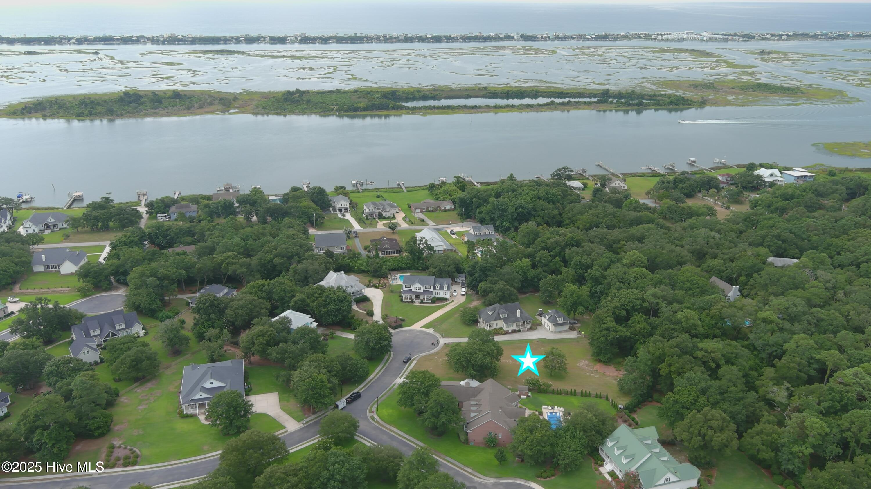 100522233 | Photo 17