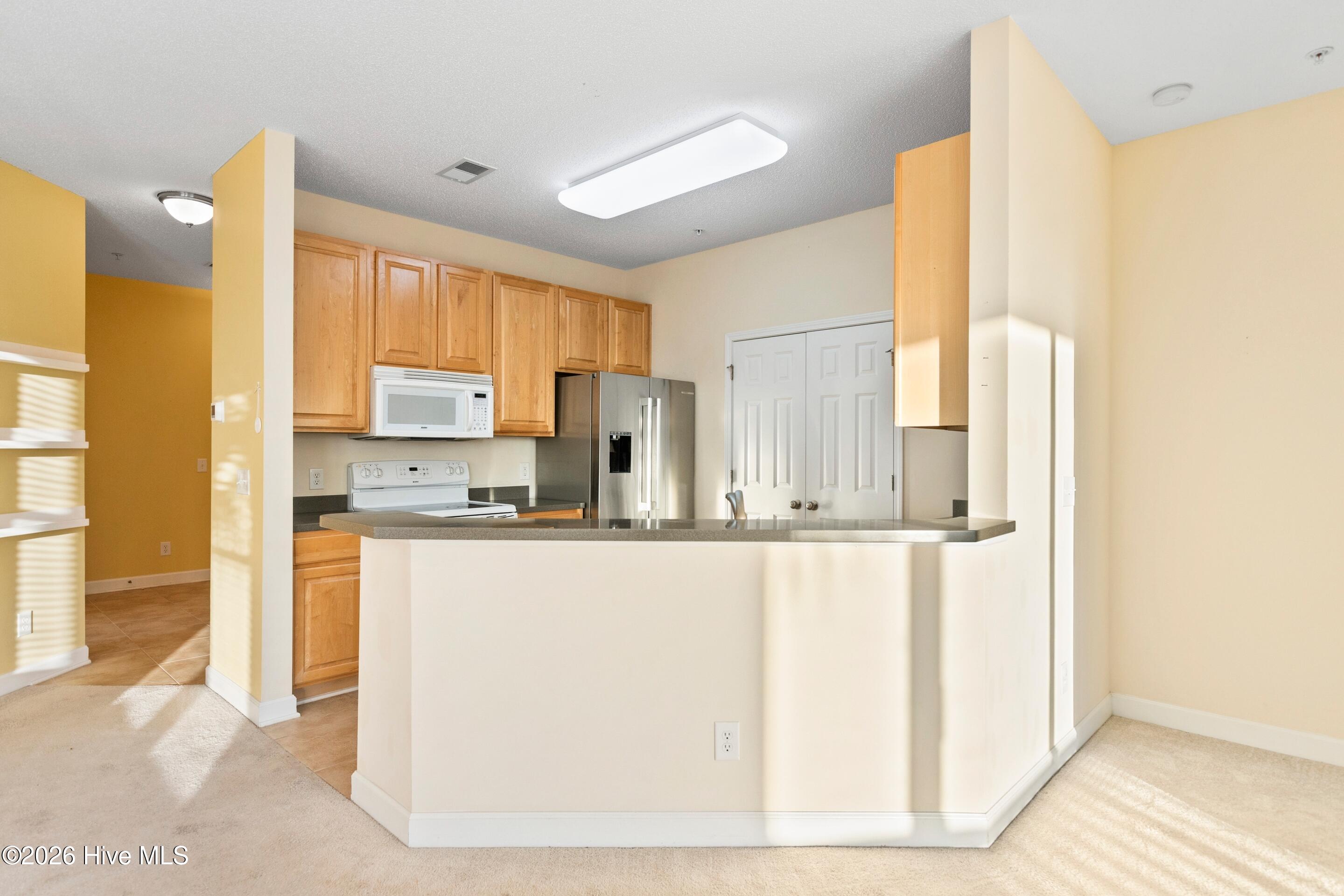 100548206 | Photo 23