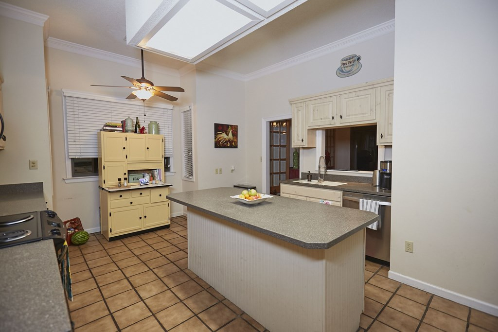 1413 Waters Edge Drive, Augusta, GA 30901 Listing Photo  17