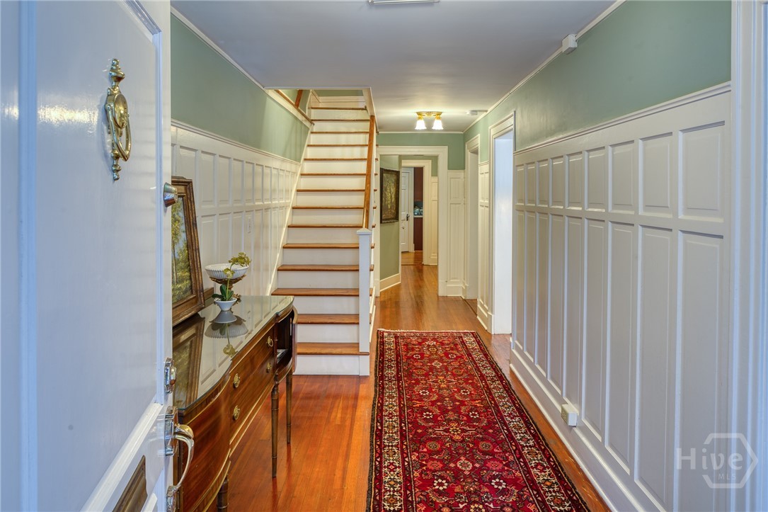 14 E Taylor Street, Savannah, GA, 31401