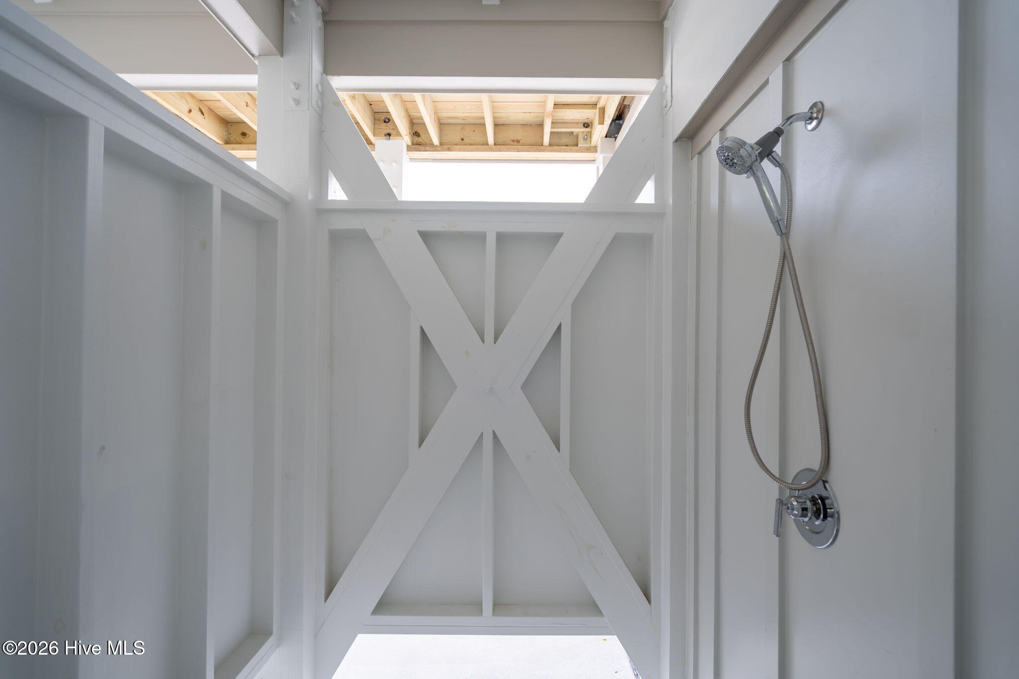 100553726 | Photo 45