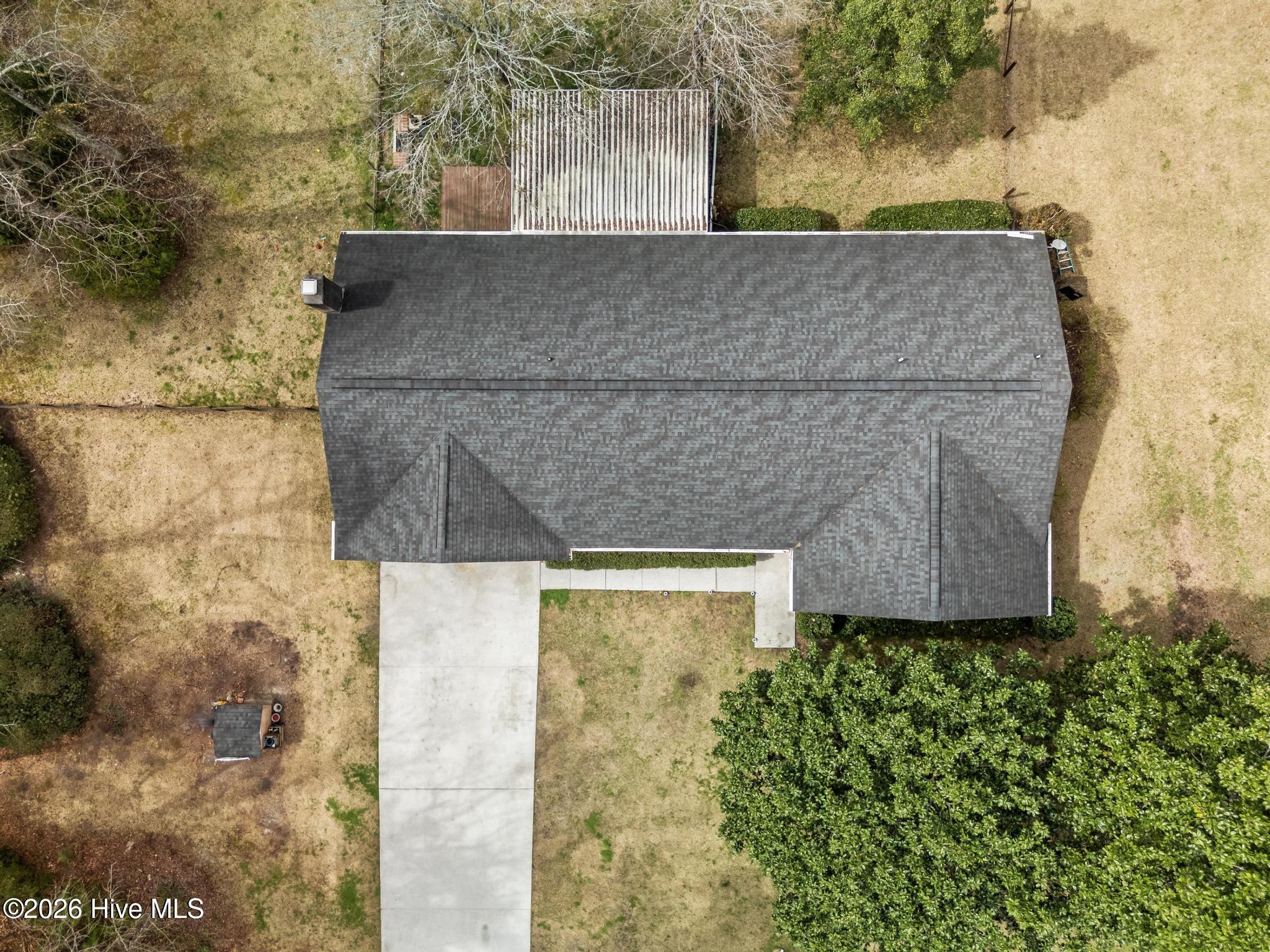 100560657 | Photo 40