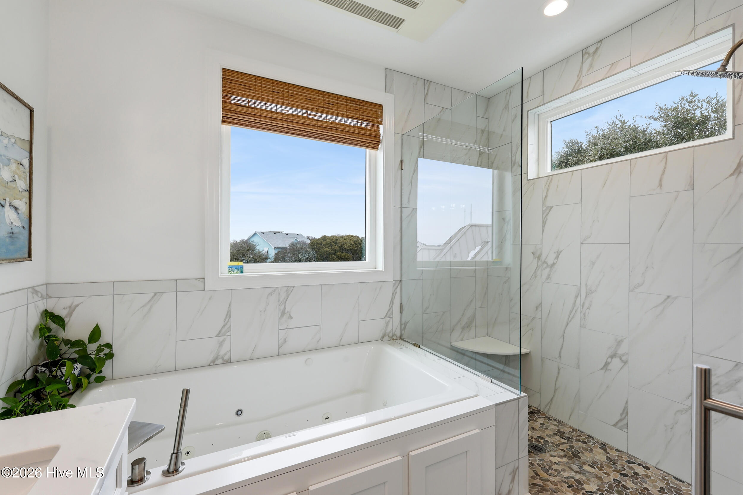 100552984 | Photo 20