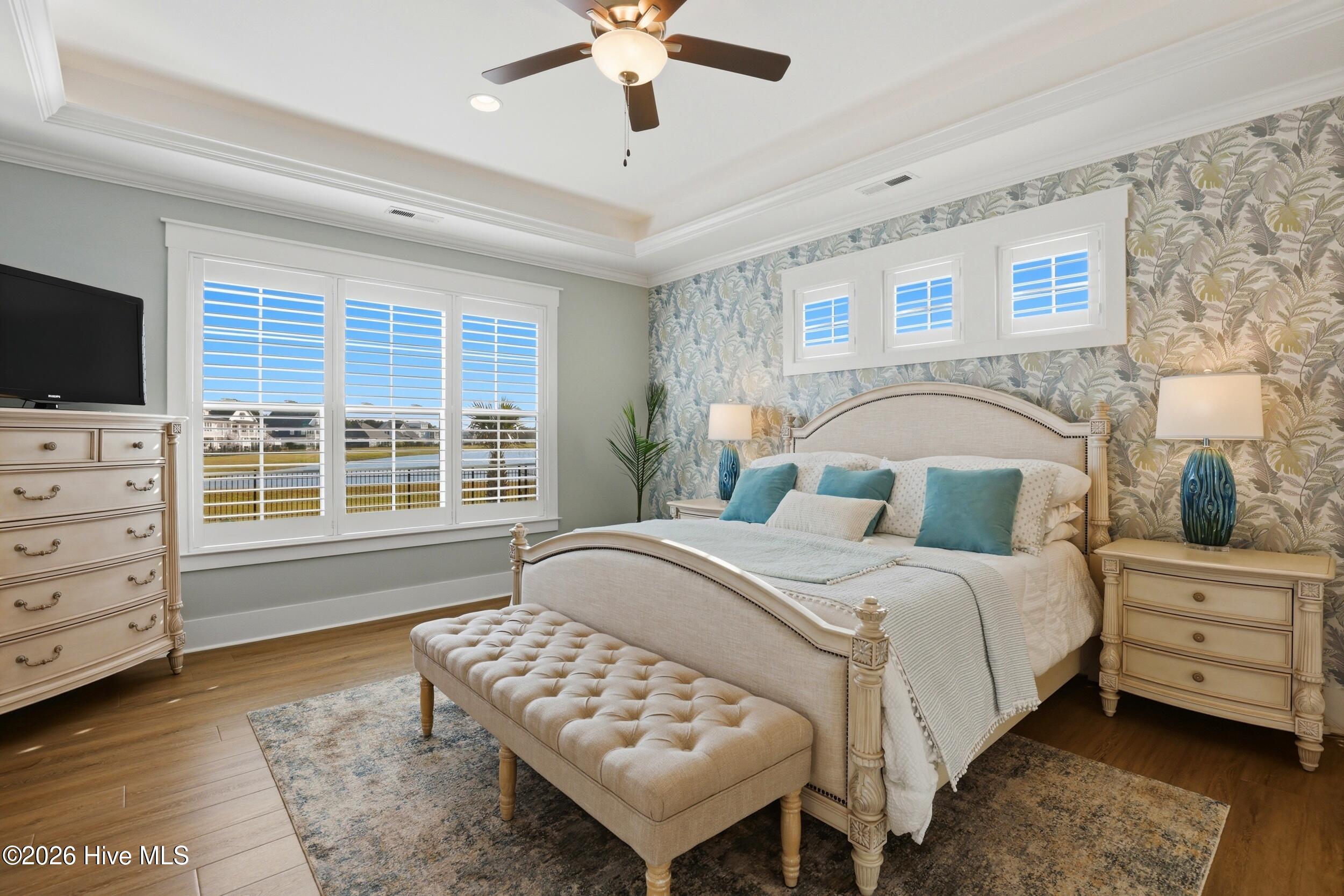 100562298 | Photo 31