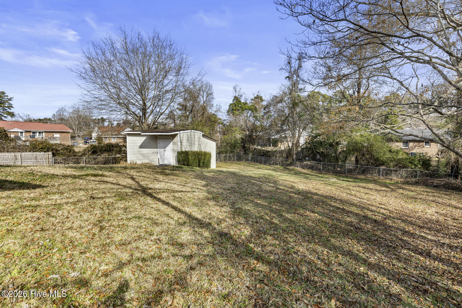 100548988 | Photo 24