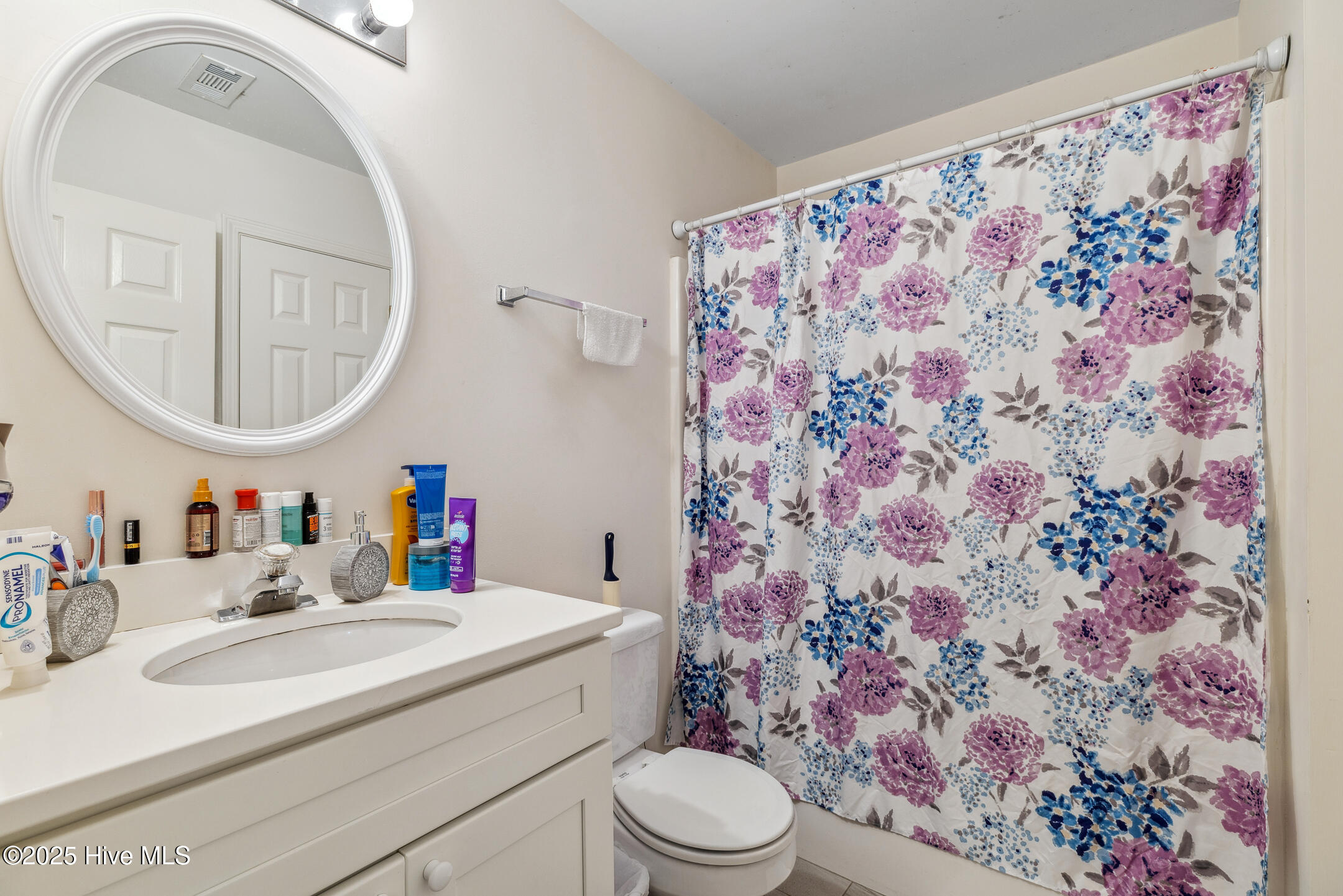 5057 Peachtree Avenue