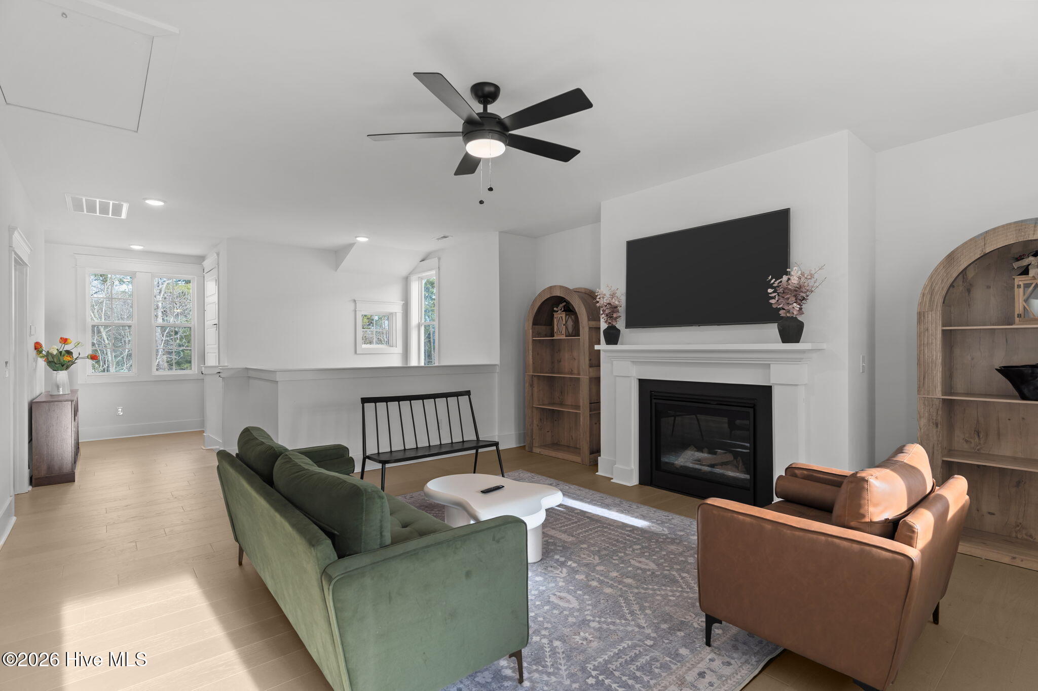 100552247 | Photo 24