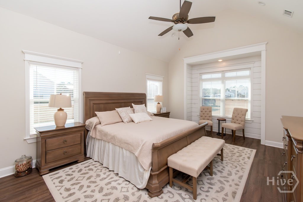 Master Suite-Vaulted Ceilings