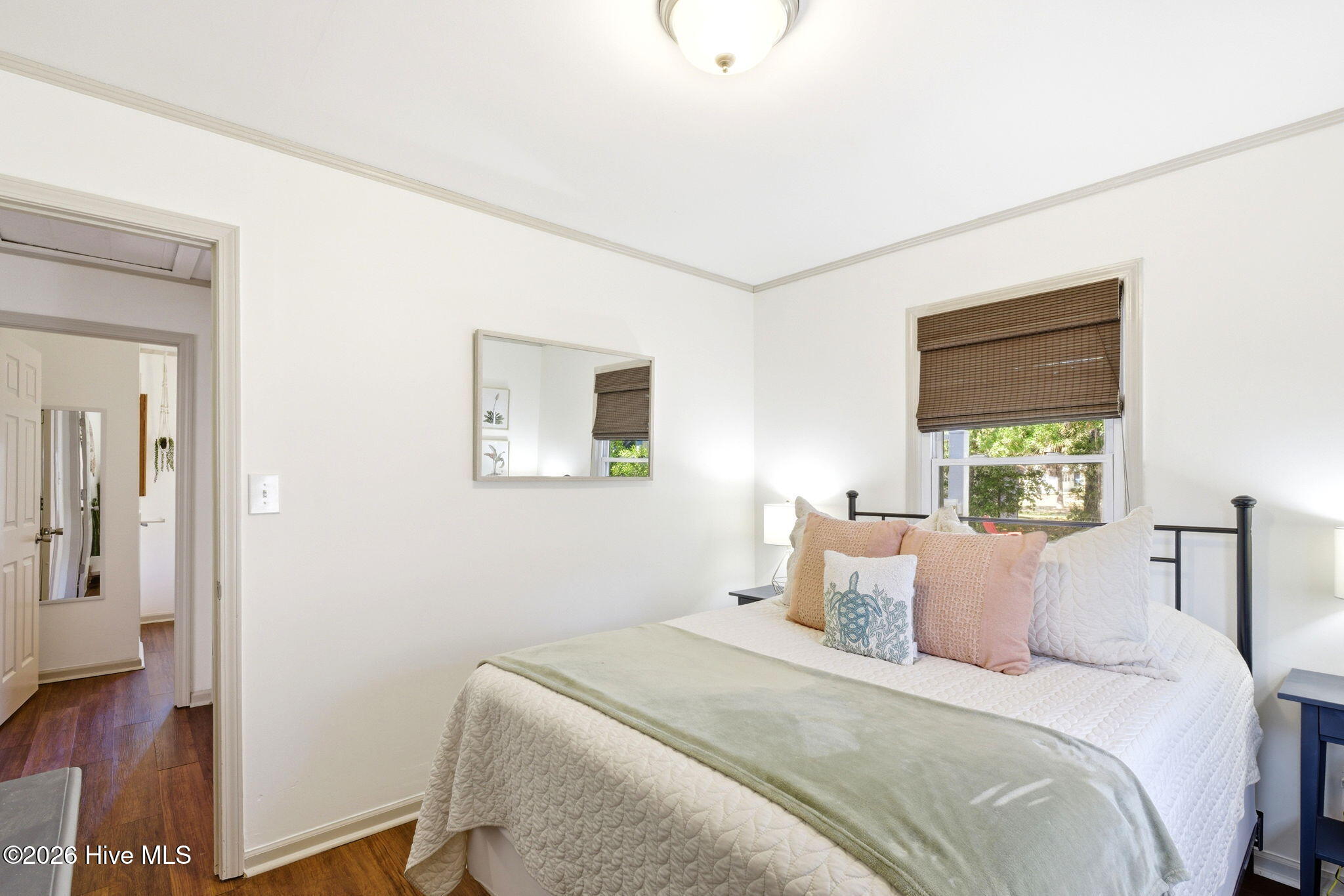 100569703 | Photo 16