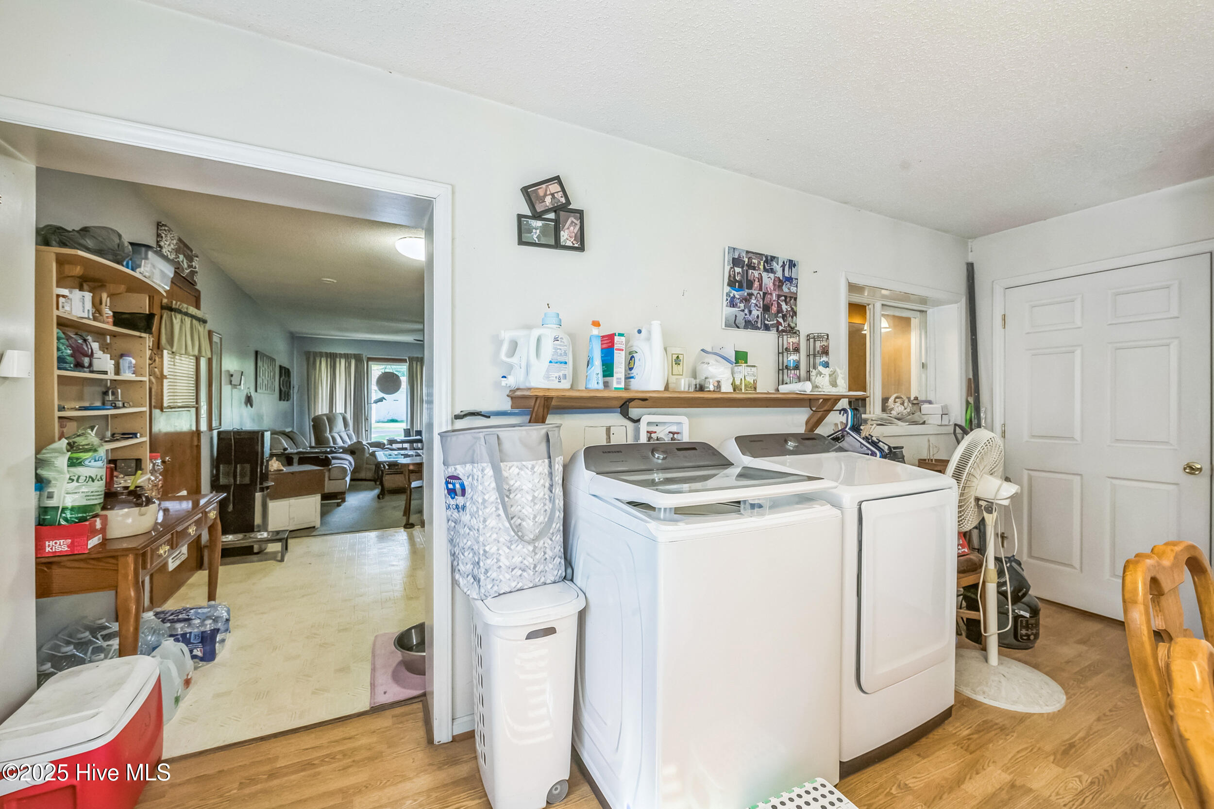 100507183 | Photo 24