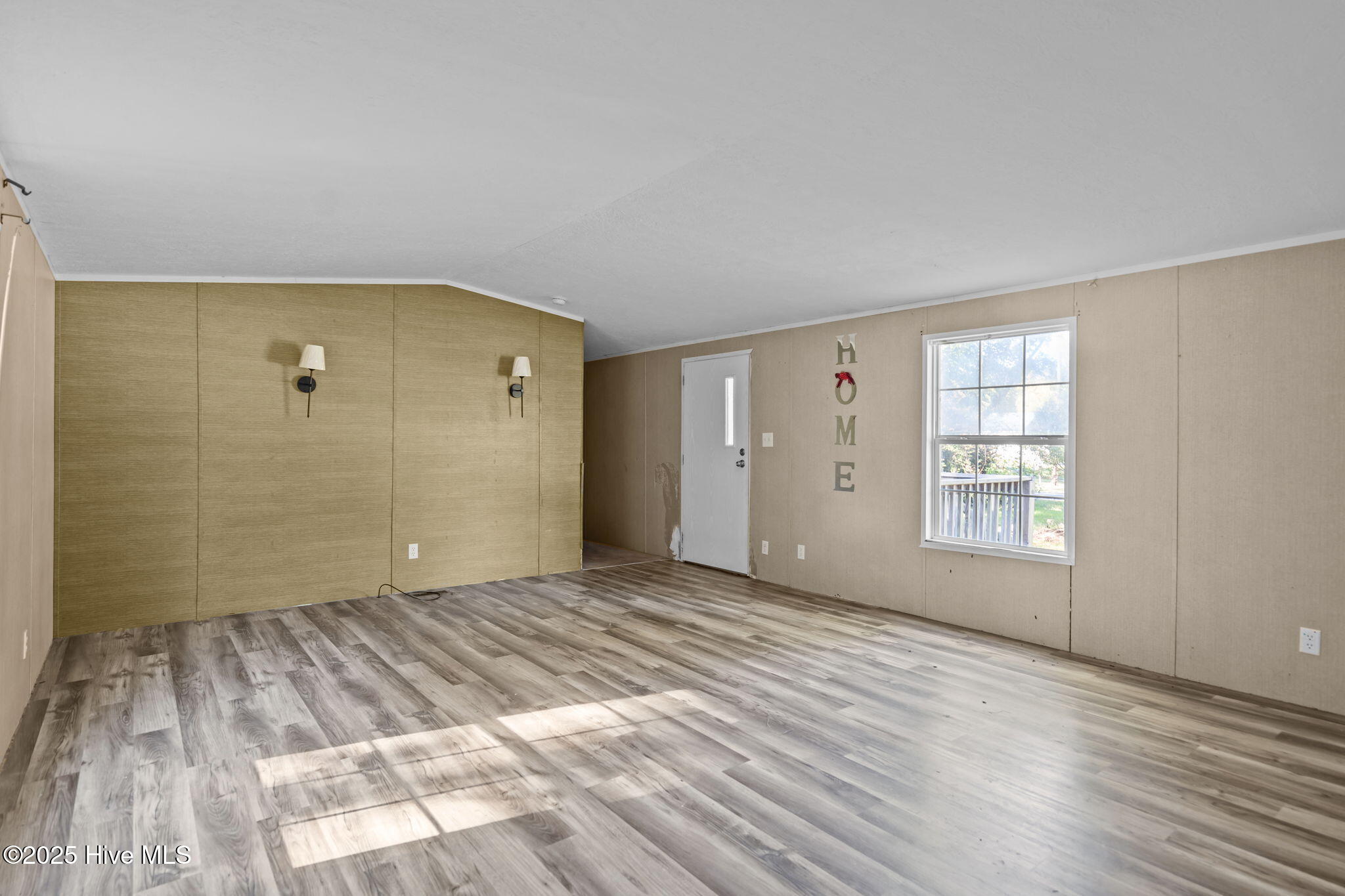 Homes for sale in Bolton, NC | 120 8Th St, Bolton, NC 28423 | MLS# 100529072